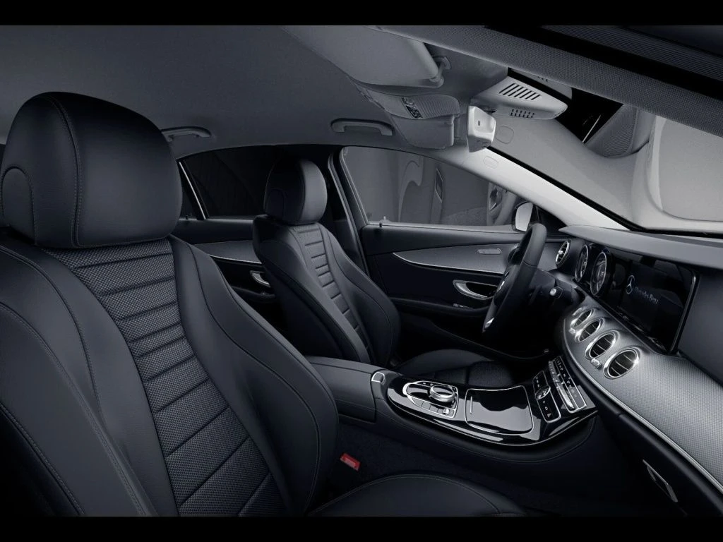 Mercedes-Benz-E-Klasse 200 d-image-9