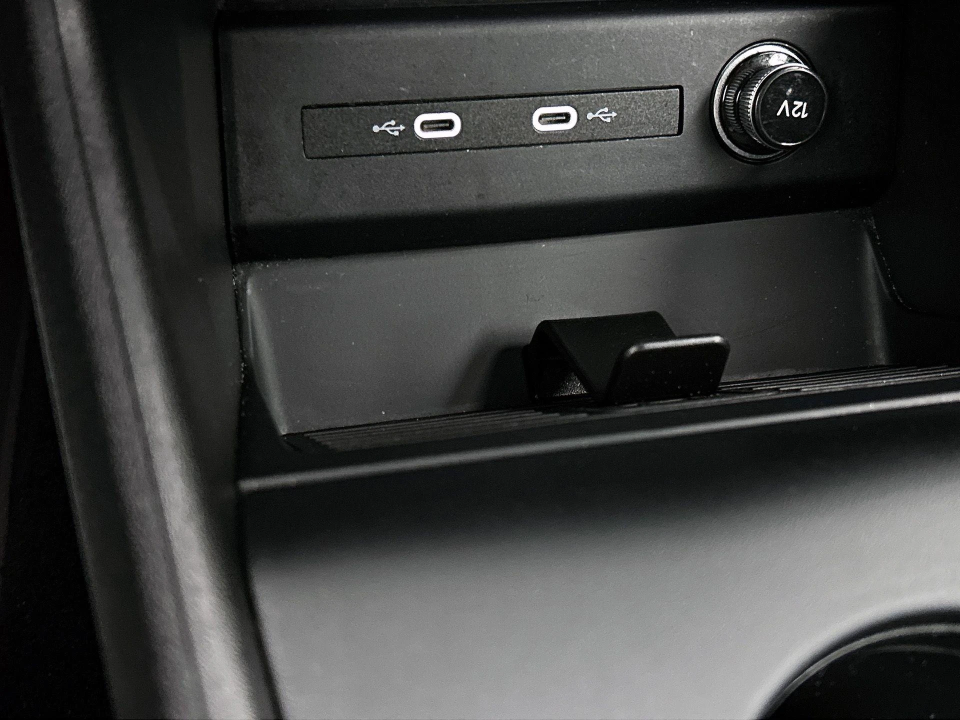 Audi-Q4 e-tron-image-31