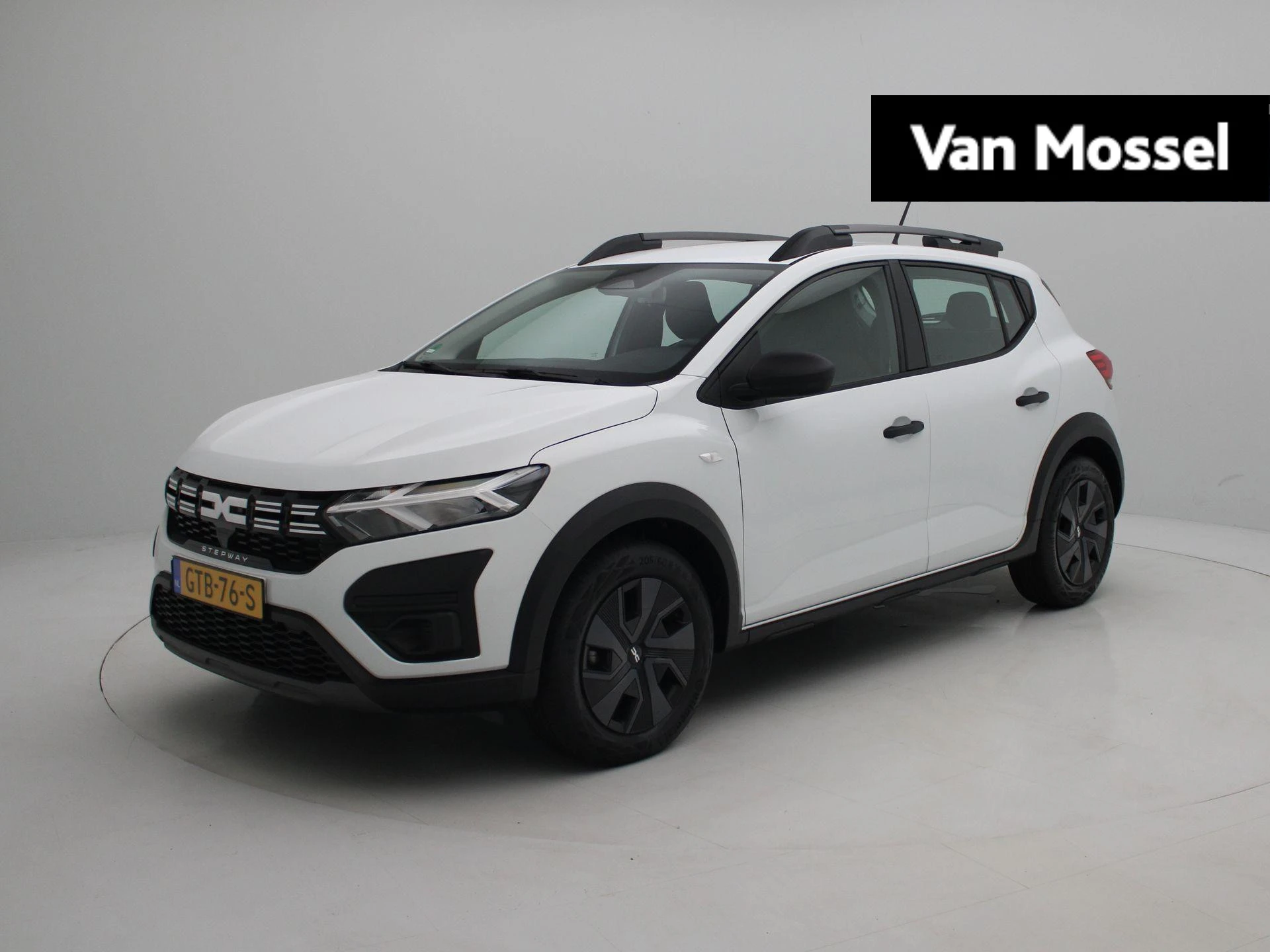 Dacia-Sandero Stepway-image-0