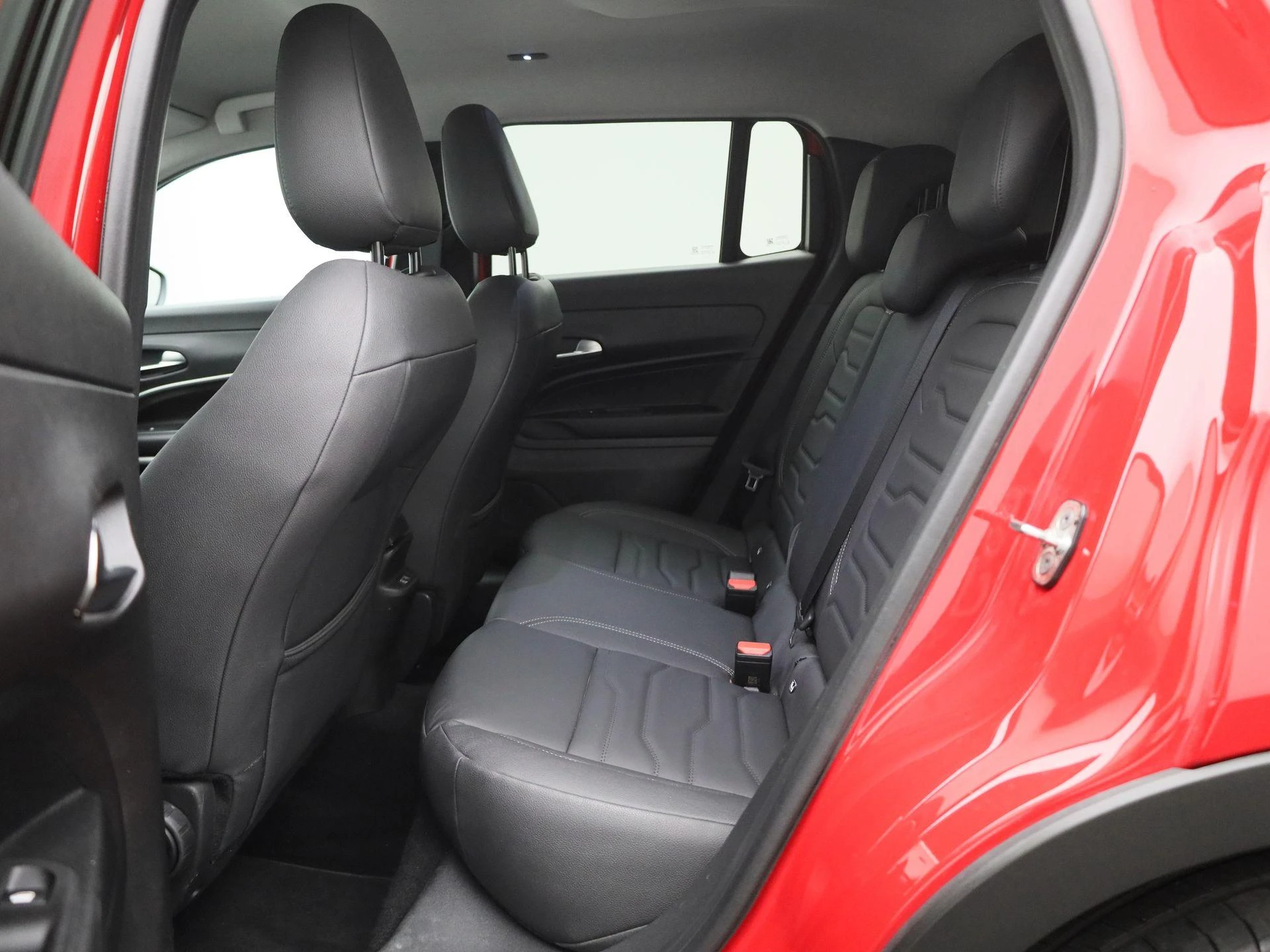 Jeep-Avenger-image-11