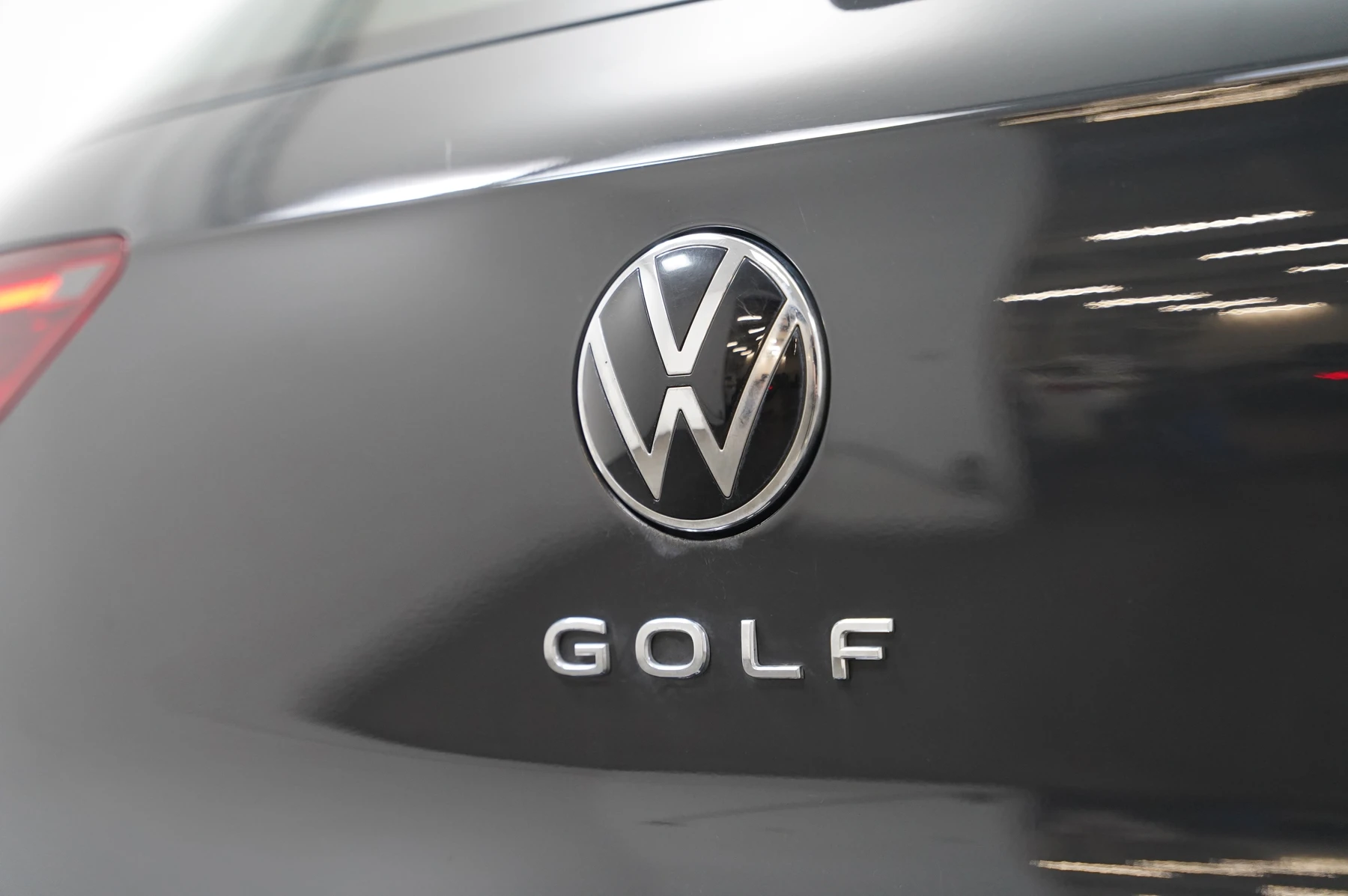 Volkswagen-Golf-image-39