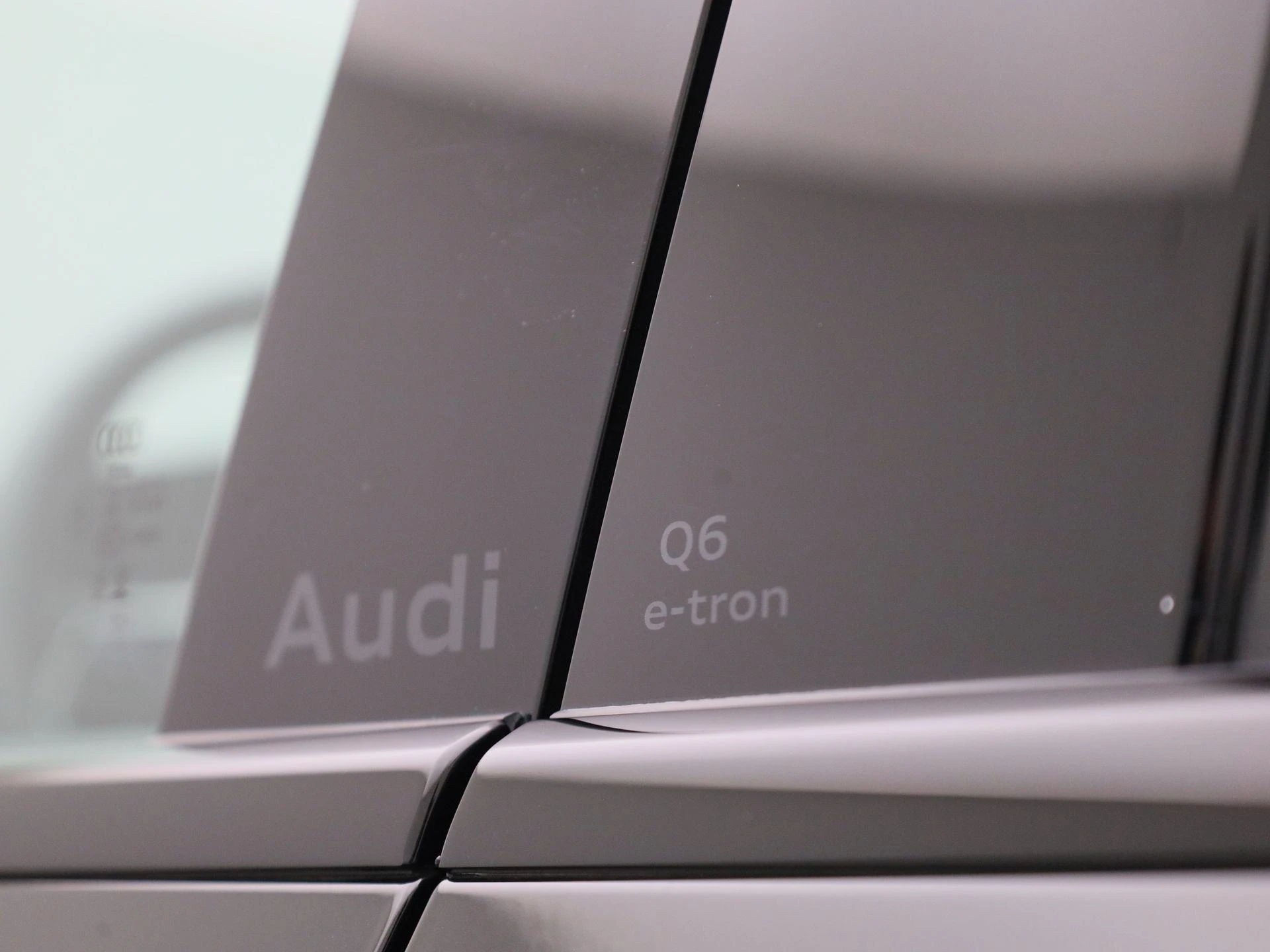 Audi-Q6 e-tron-image-59