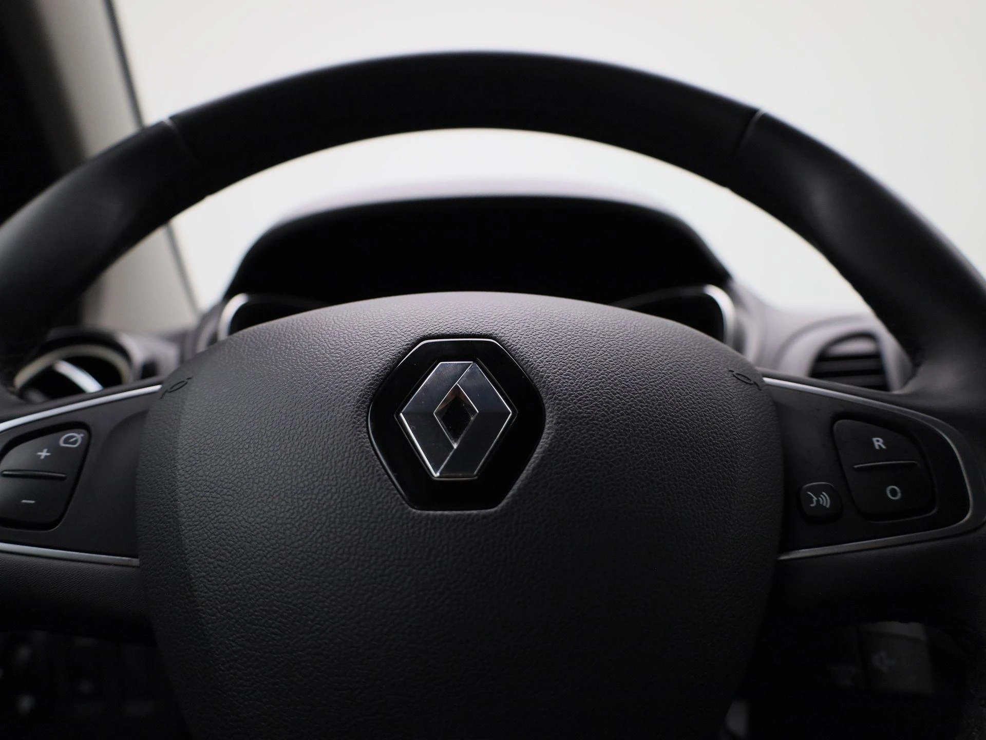 Renault-Captur-image-27
