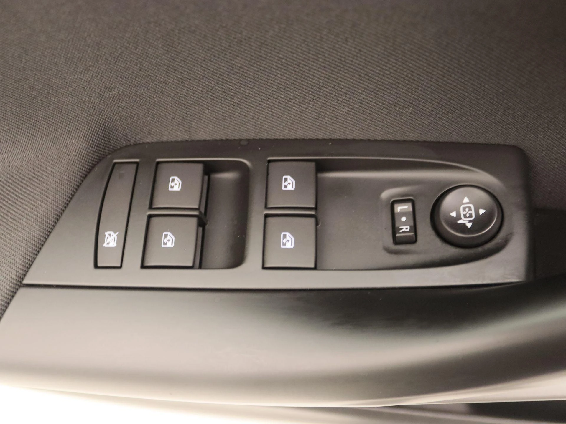Opel-Astra-image-19