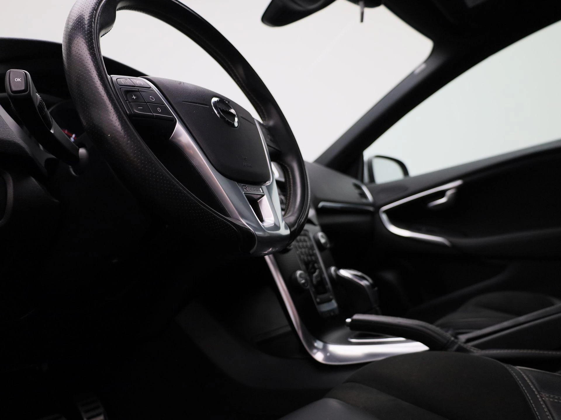 Volvo-V40-image-31