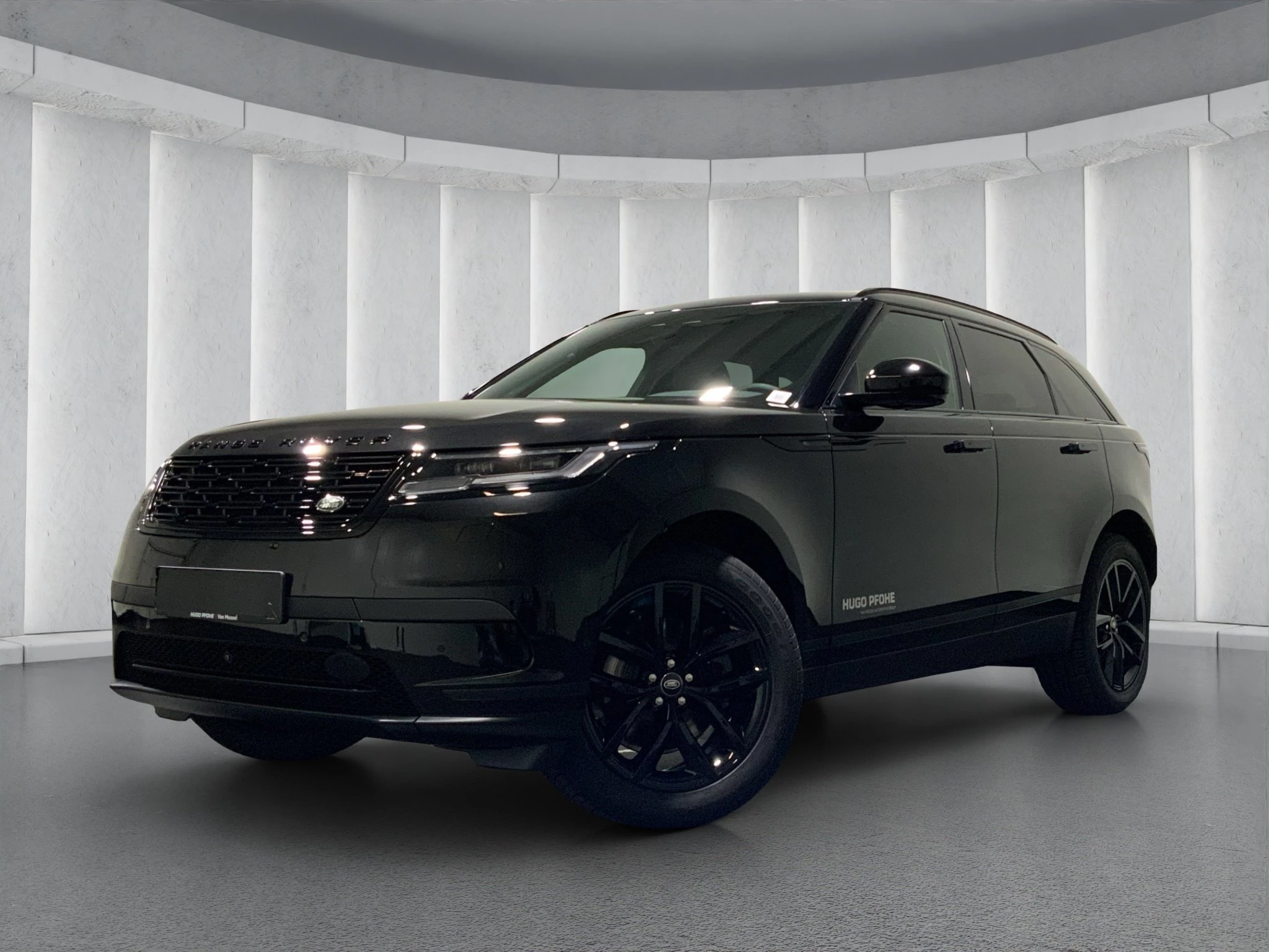 Land Rover-Range Rover Velar-image-0