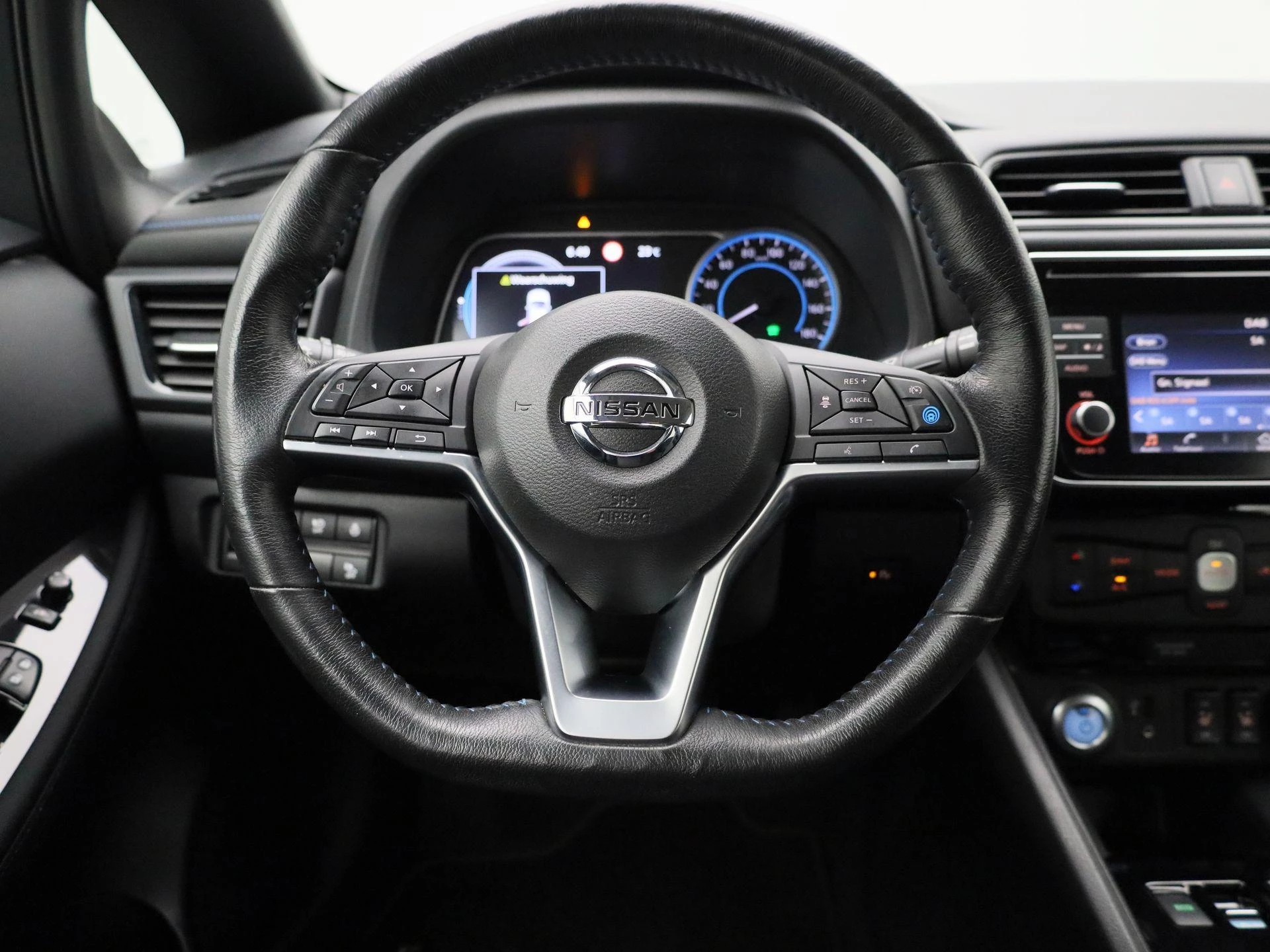 Nissan-Leaf-image-6