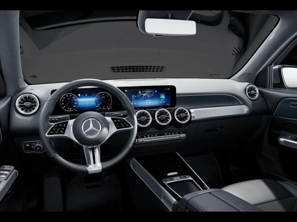 Mercedes-Benz-GLB 200 d-image-9