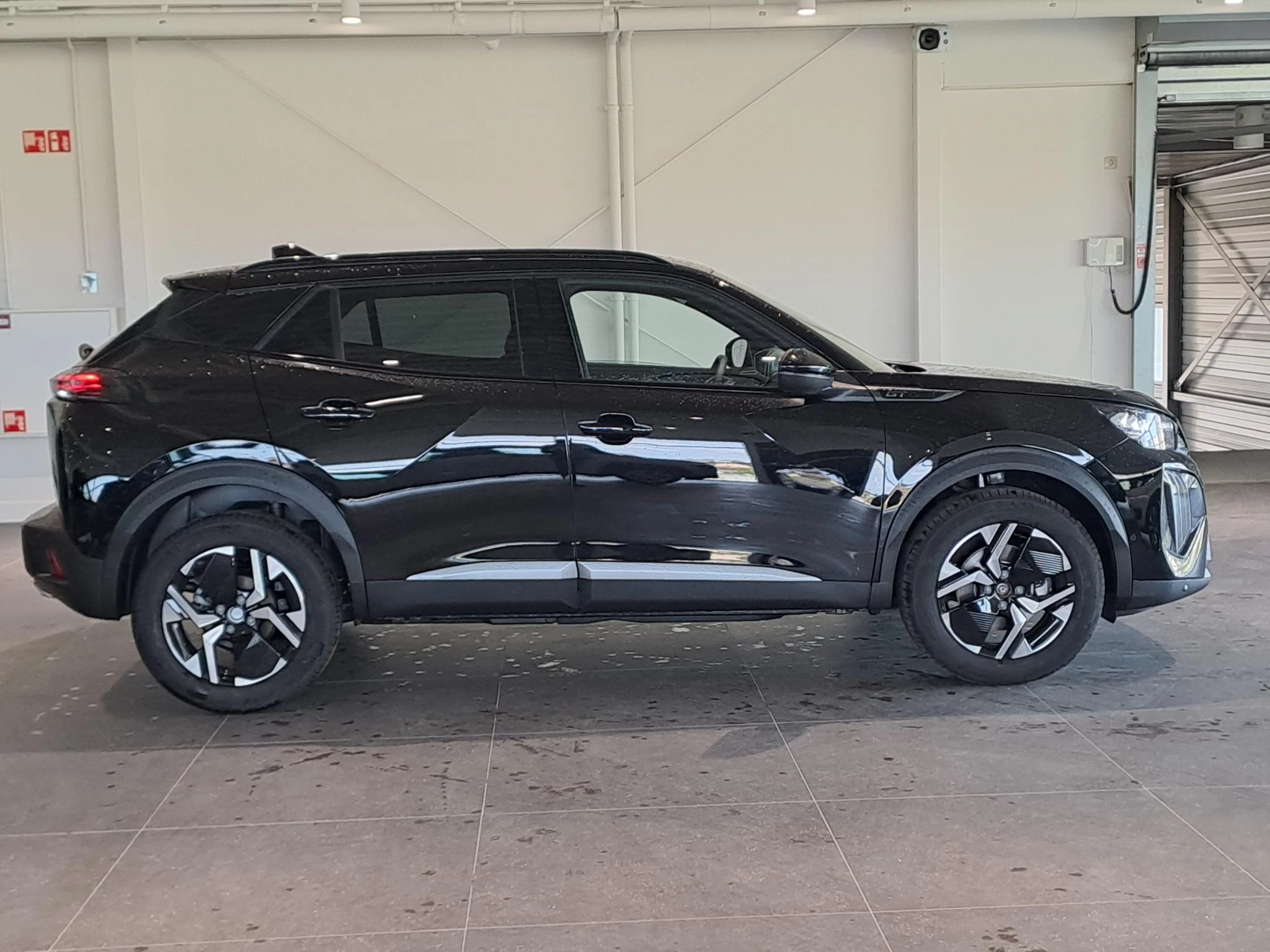 Peugeot-2008-image-7