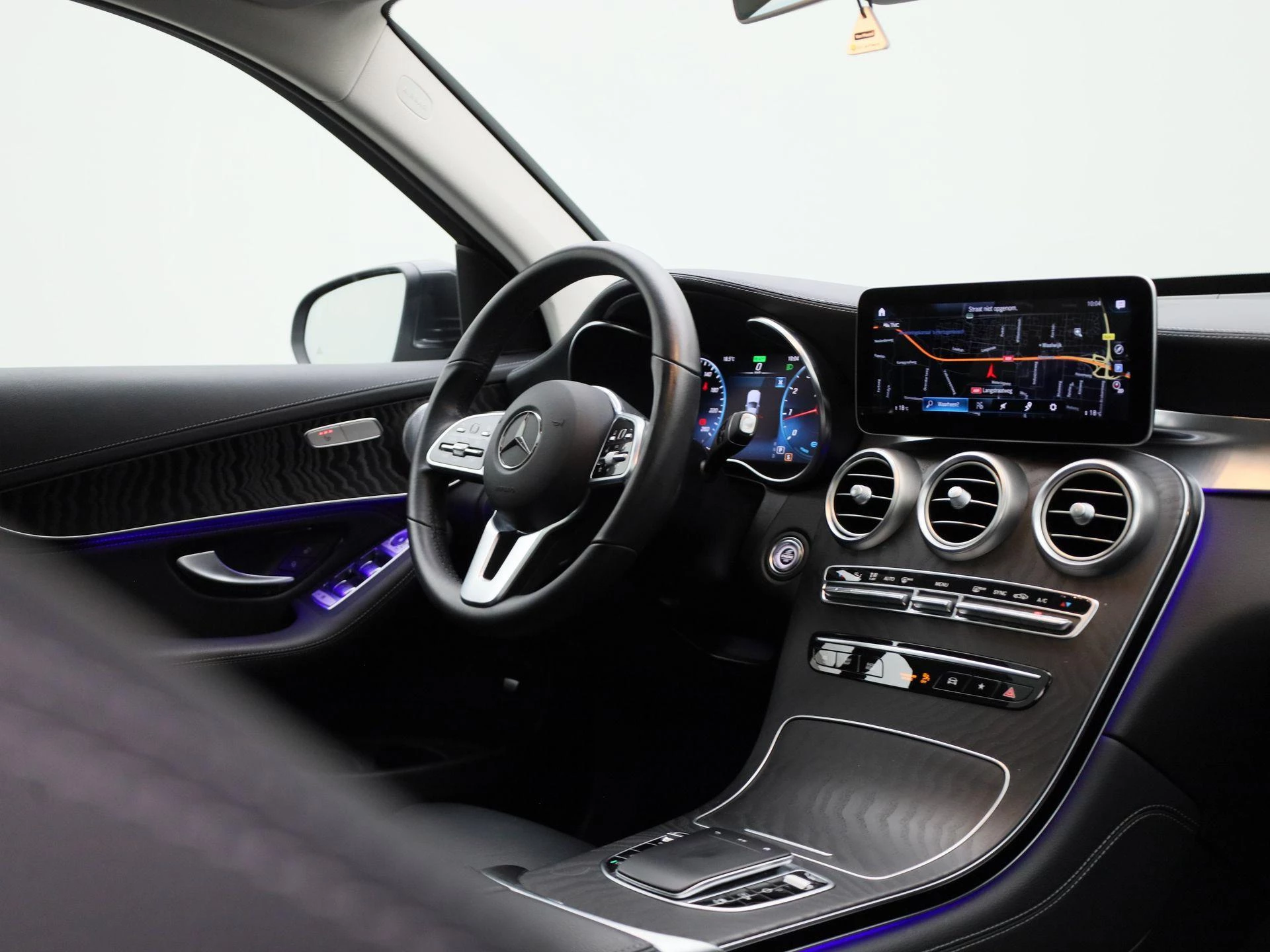 Mercedes-Benz GLC 300 4MATIC Premium Plus