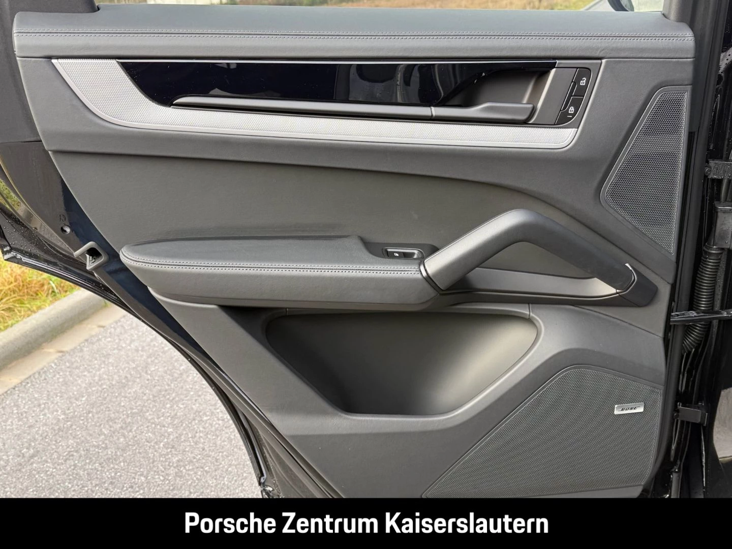 Porsche Cayenne S HA-Lenkung InnoDrive Head-Up BOSE LED -