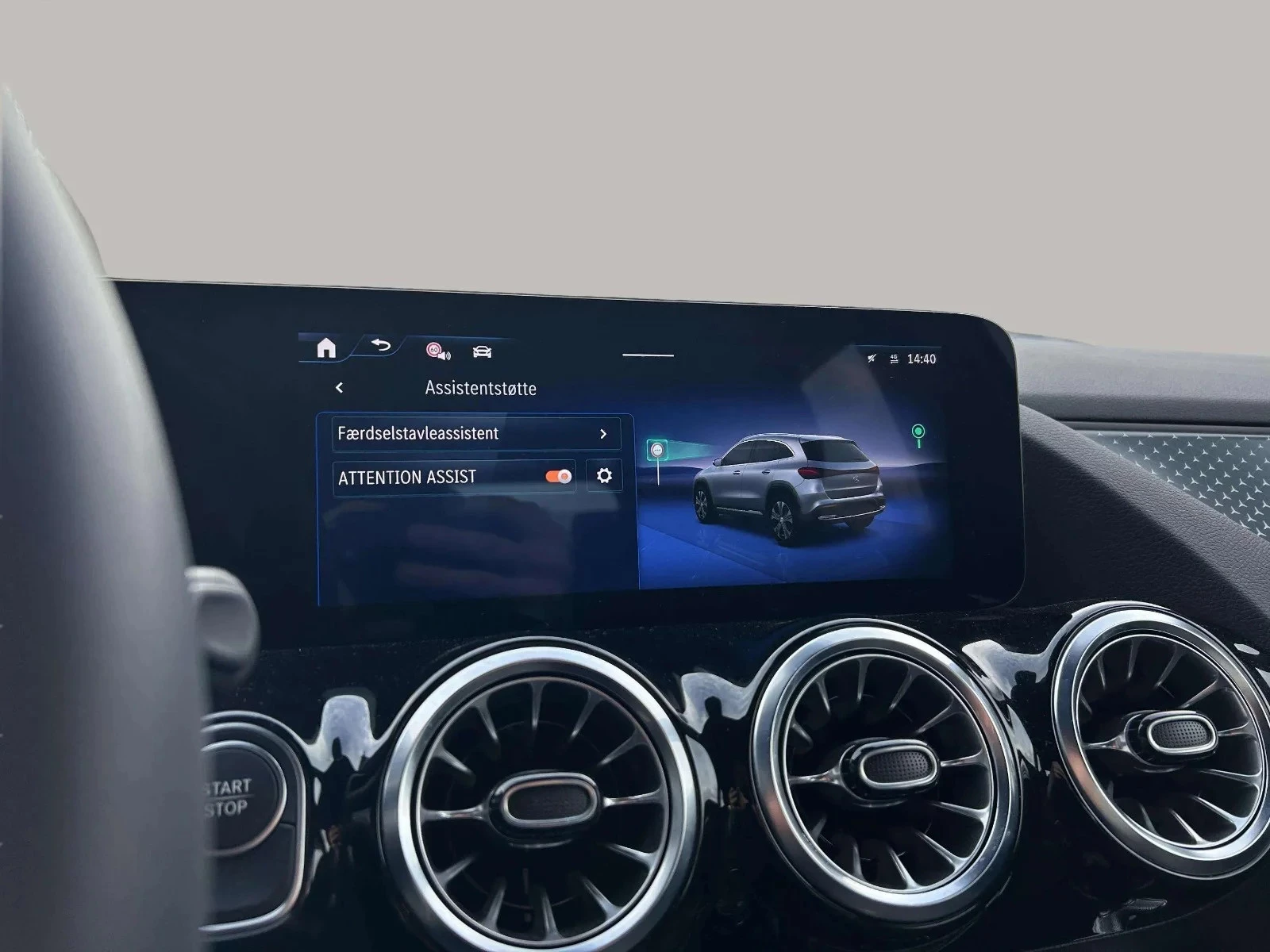 Mercedes-Benz-EQA-image-20