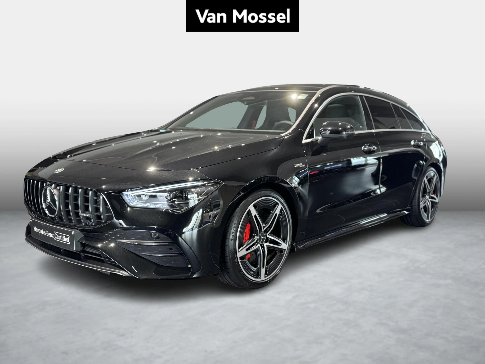 Mercedes-Benz-CLA-image-0