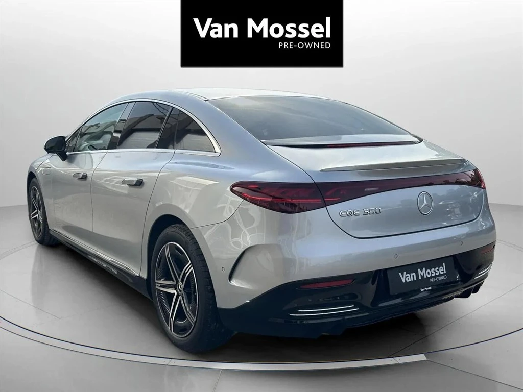 Mercedes-Benz-EQE-image-6