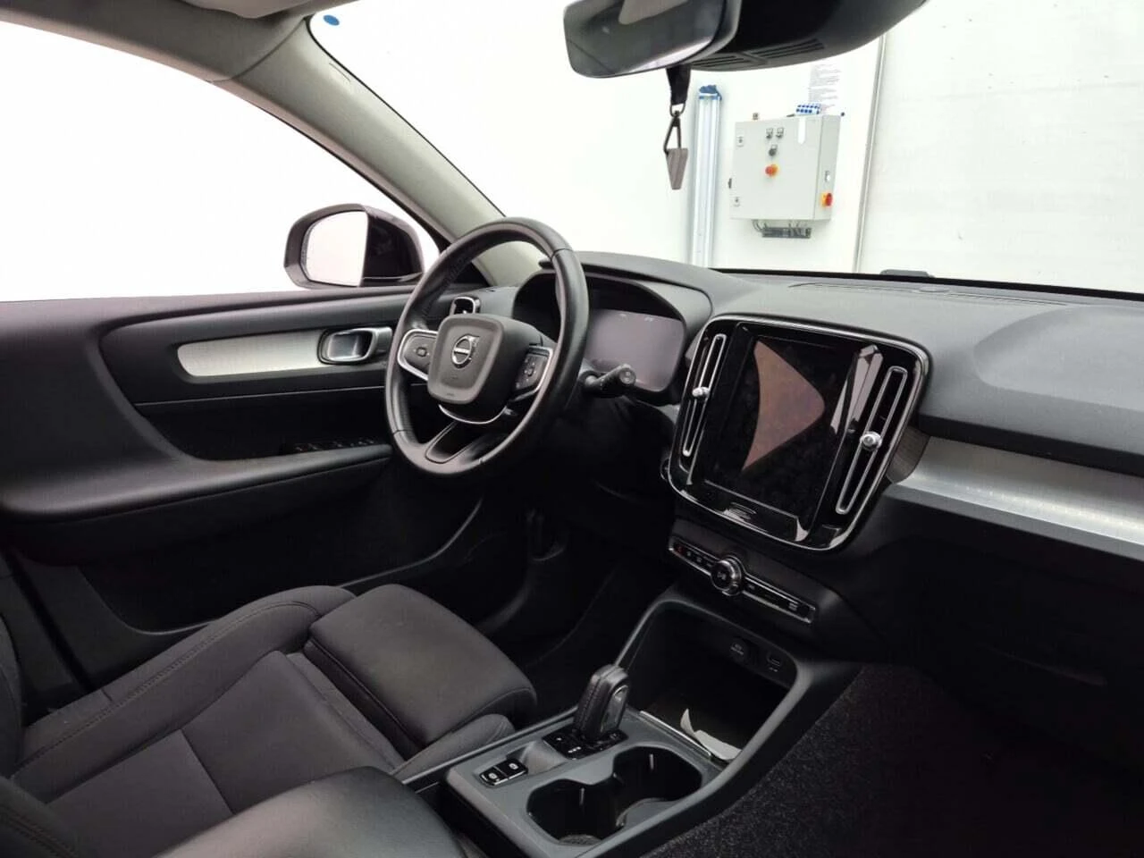 Volvo-XC40-image-3