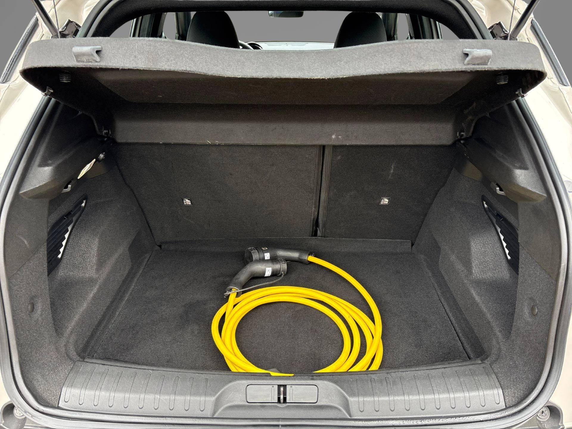 Alfa Romeo Junior Elettrica 54 kWh