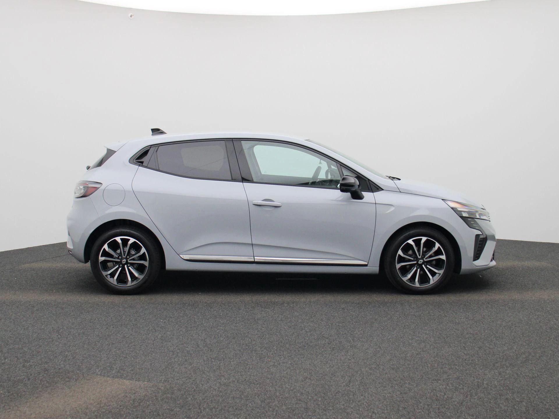 Renault-Clio-image-5