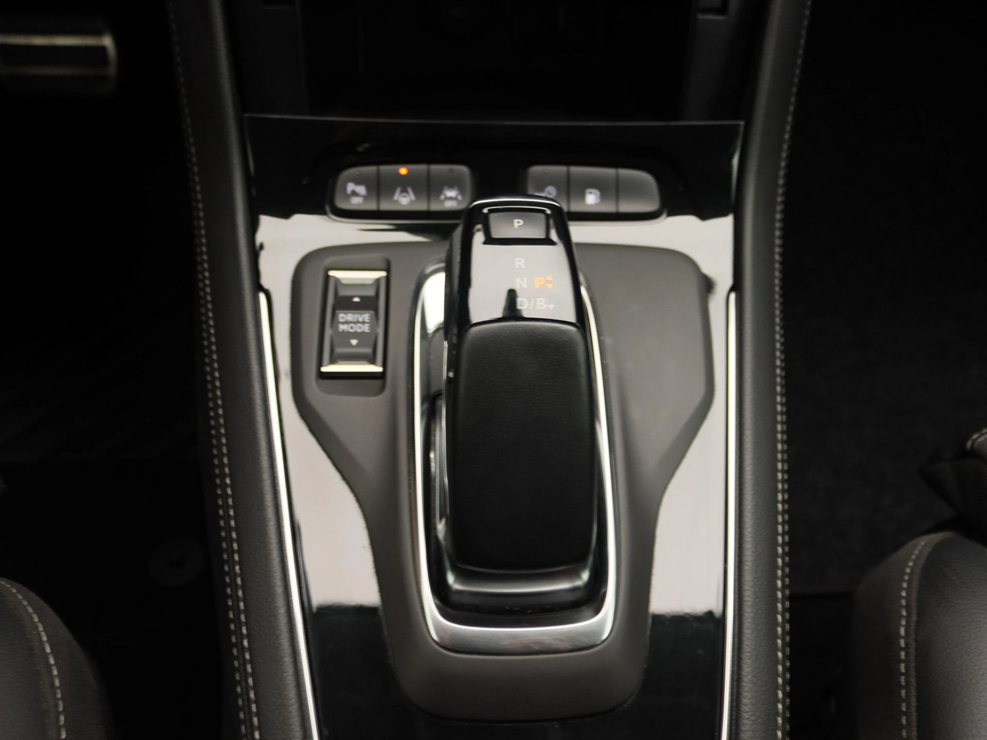 Opel-Grandland-image-10