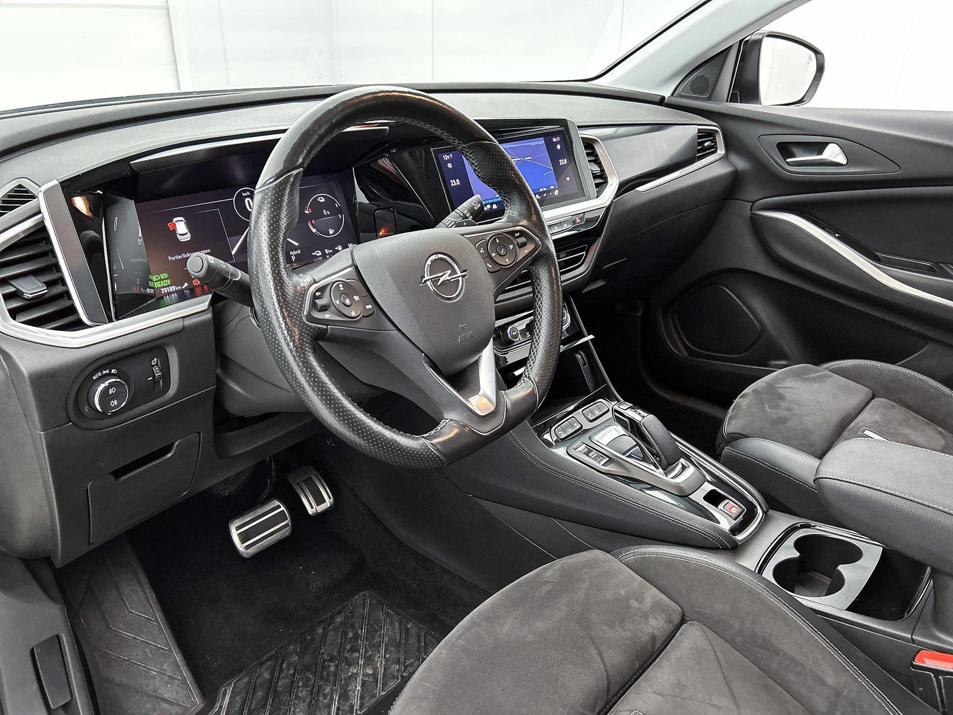 Opel-Grandland-image-19