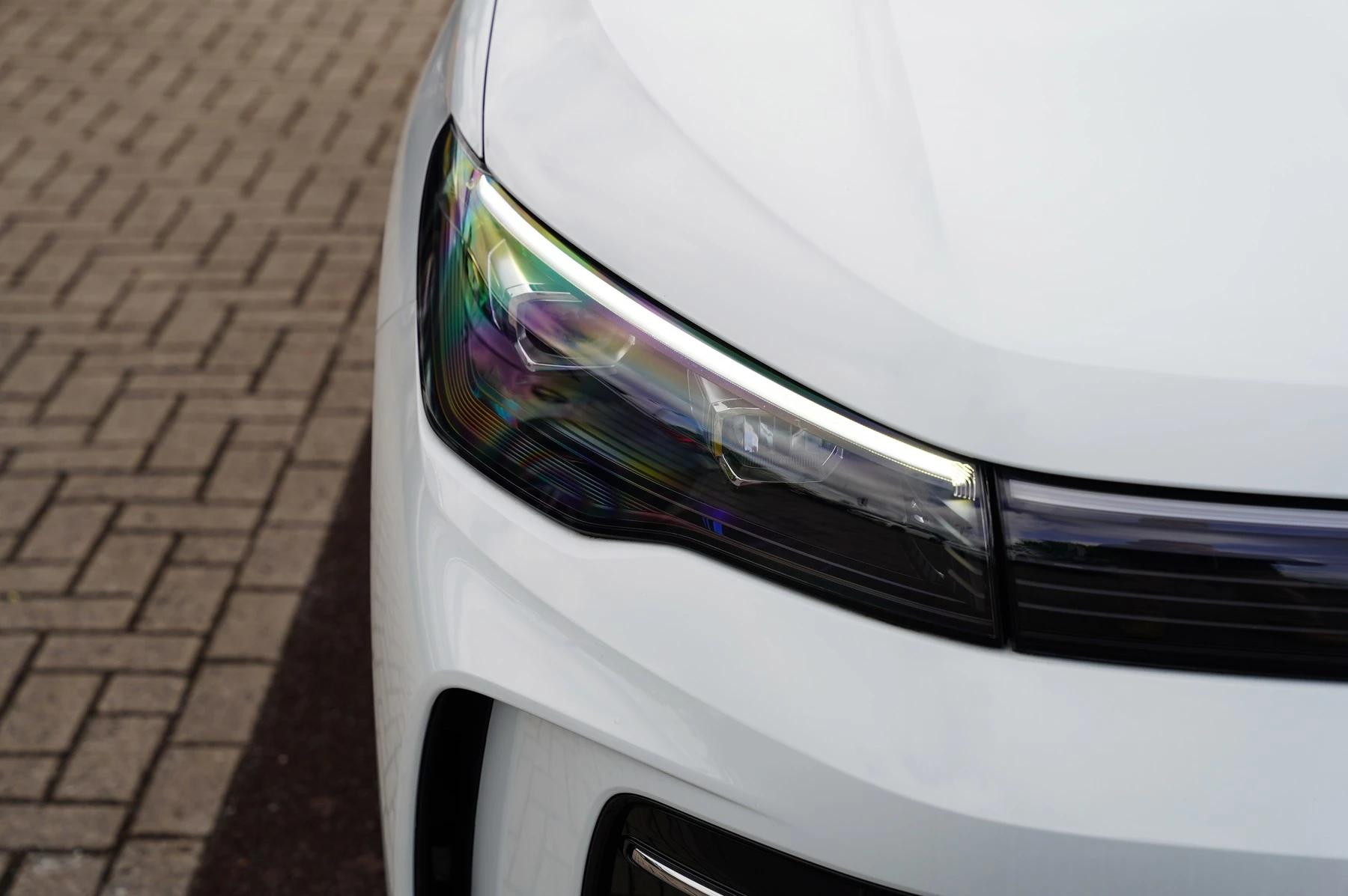Volkswagen-Tiguan-image-33
