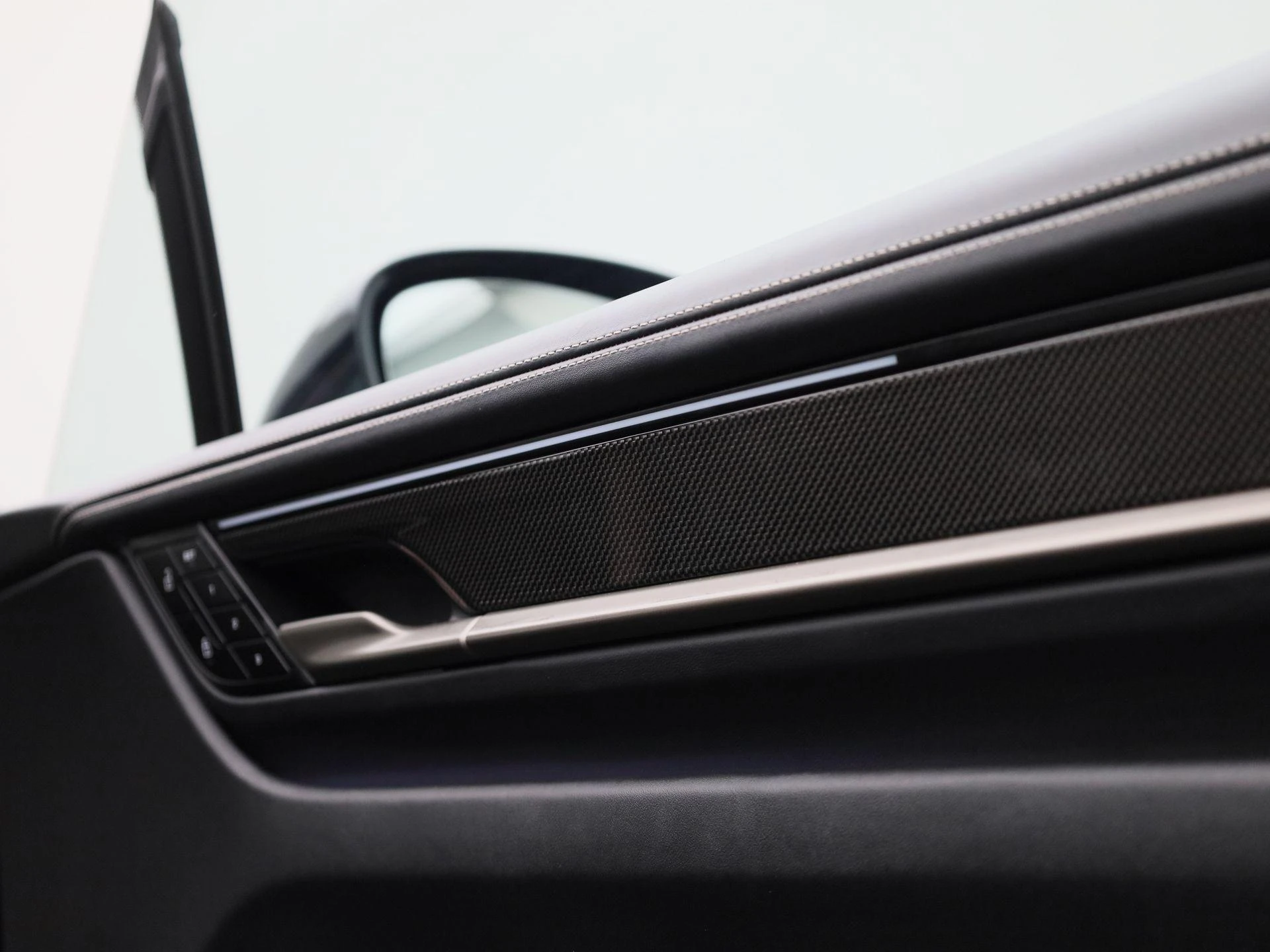 Porsche-Macan-image-47