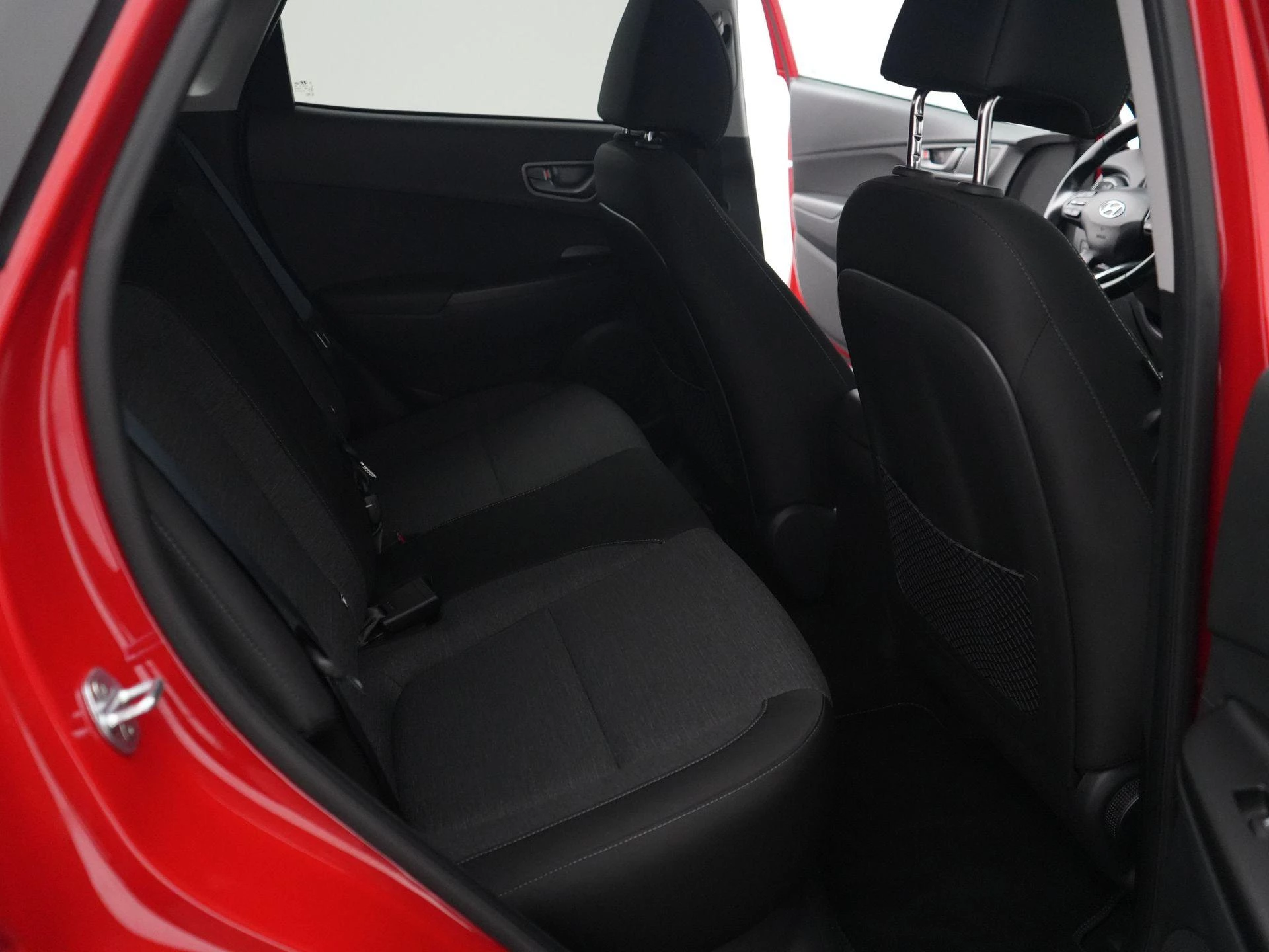 Hyundai-Kona-image-33