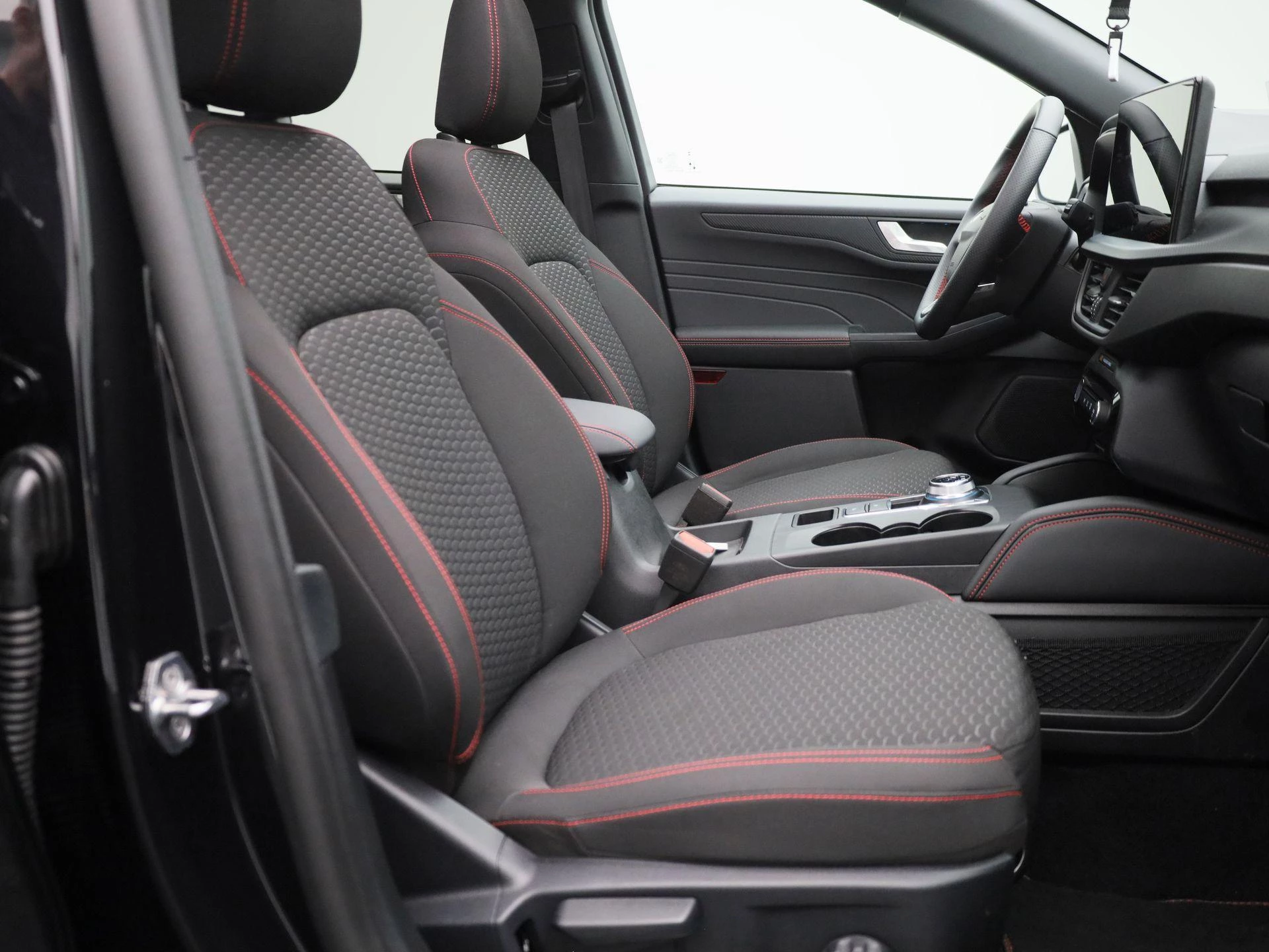 Ford-Kuga-image-31