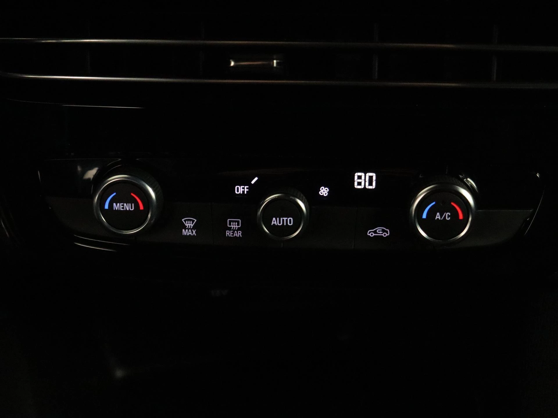 Opel-Mokka-image-10