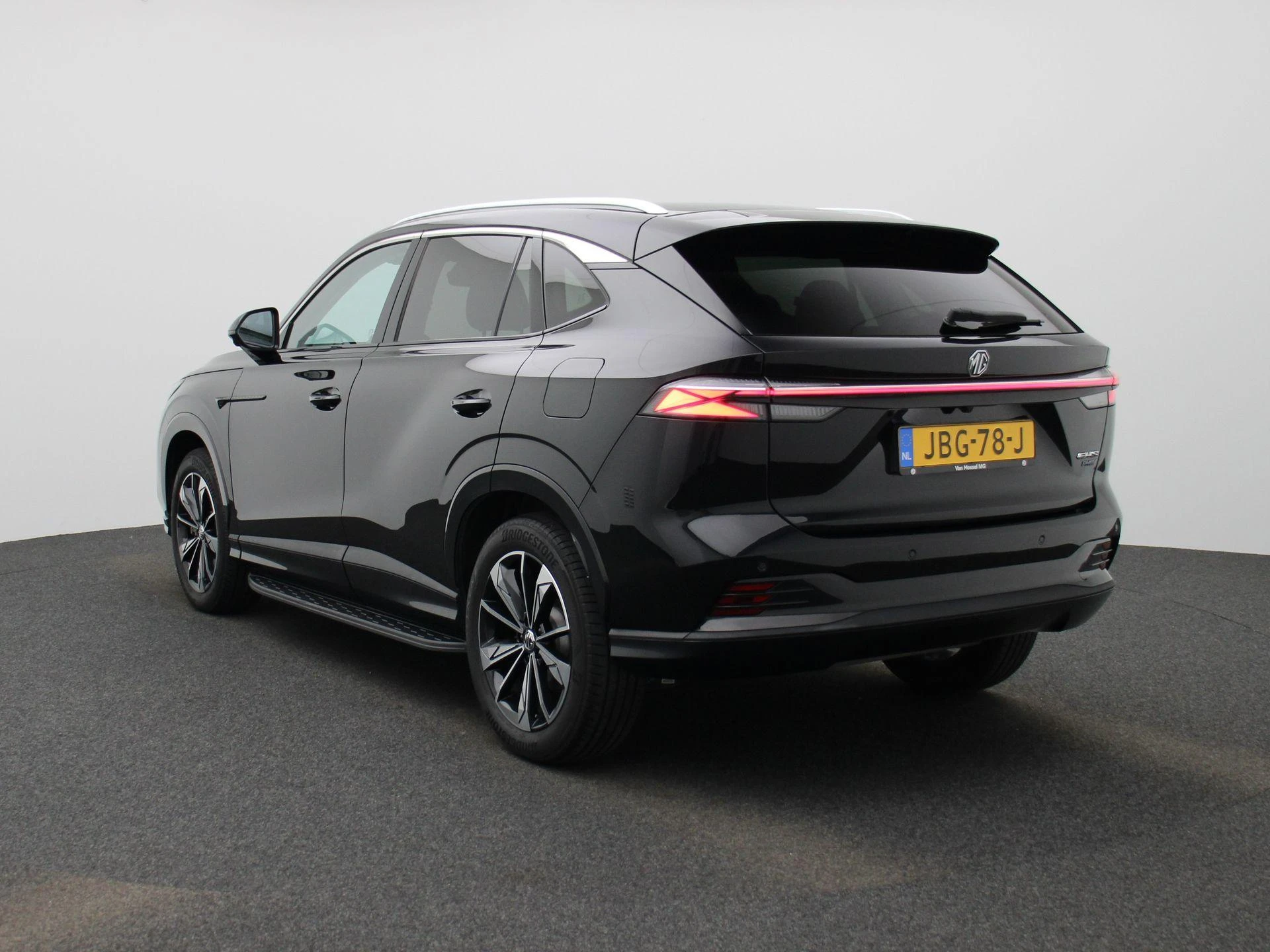 MG-HS-image-1