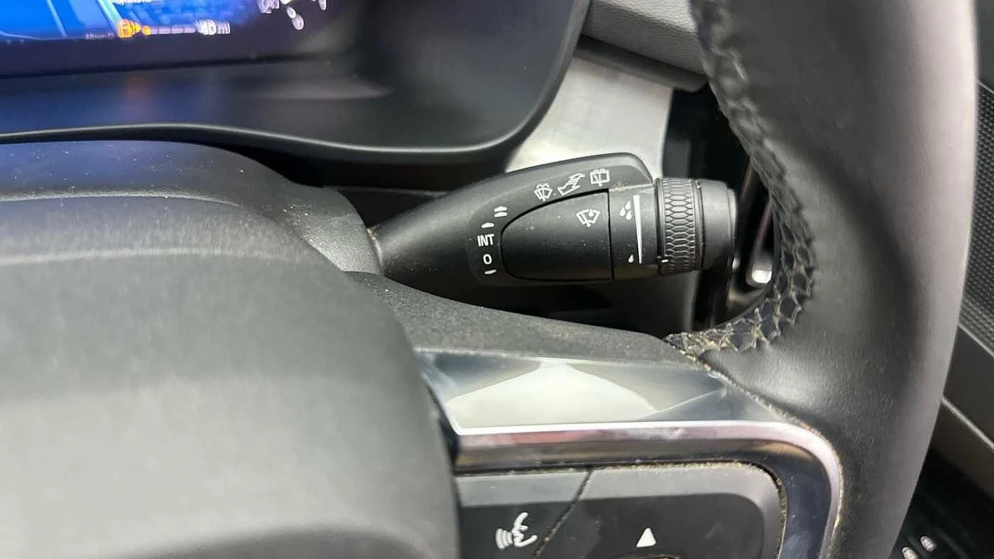 Volvo-XC40-image-21