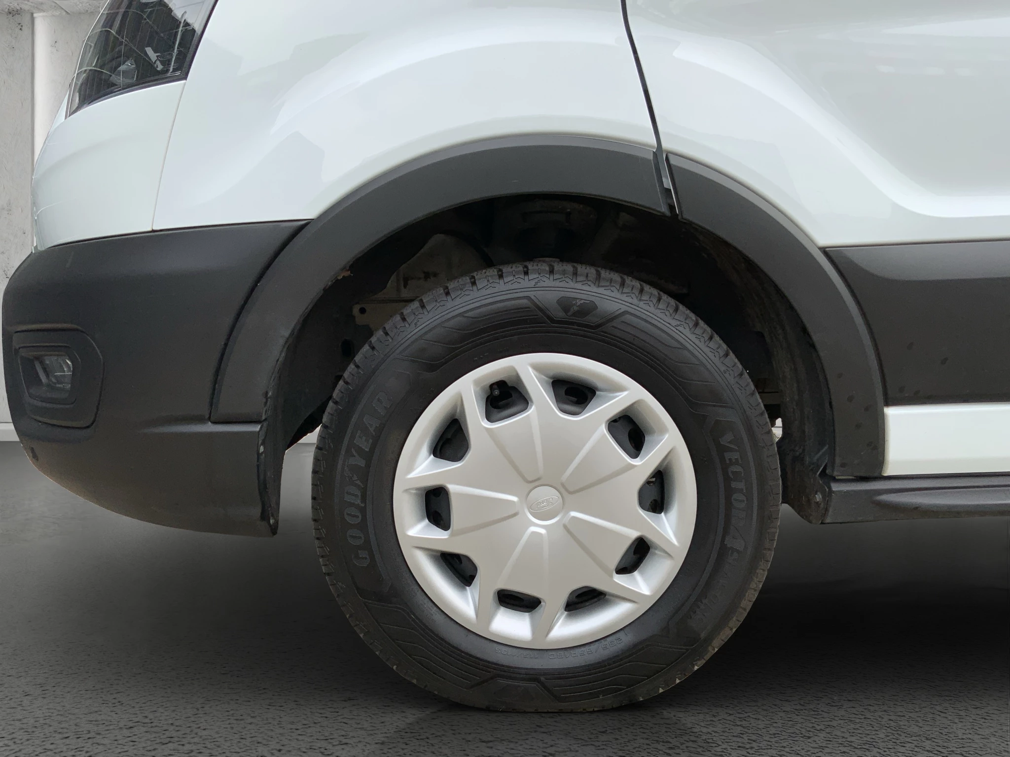 Ford-Transit-image-8