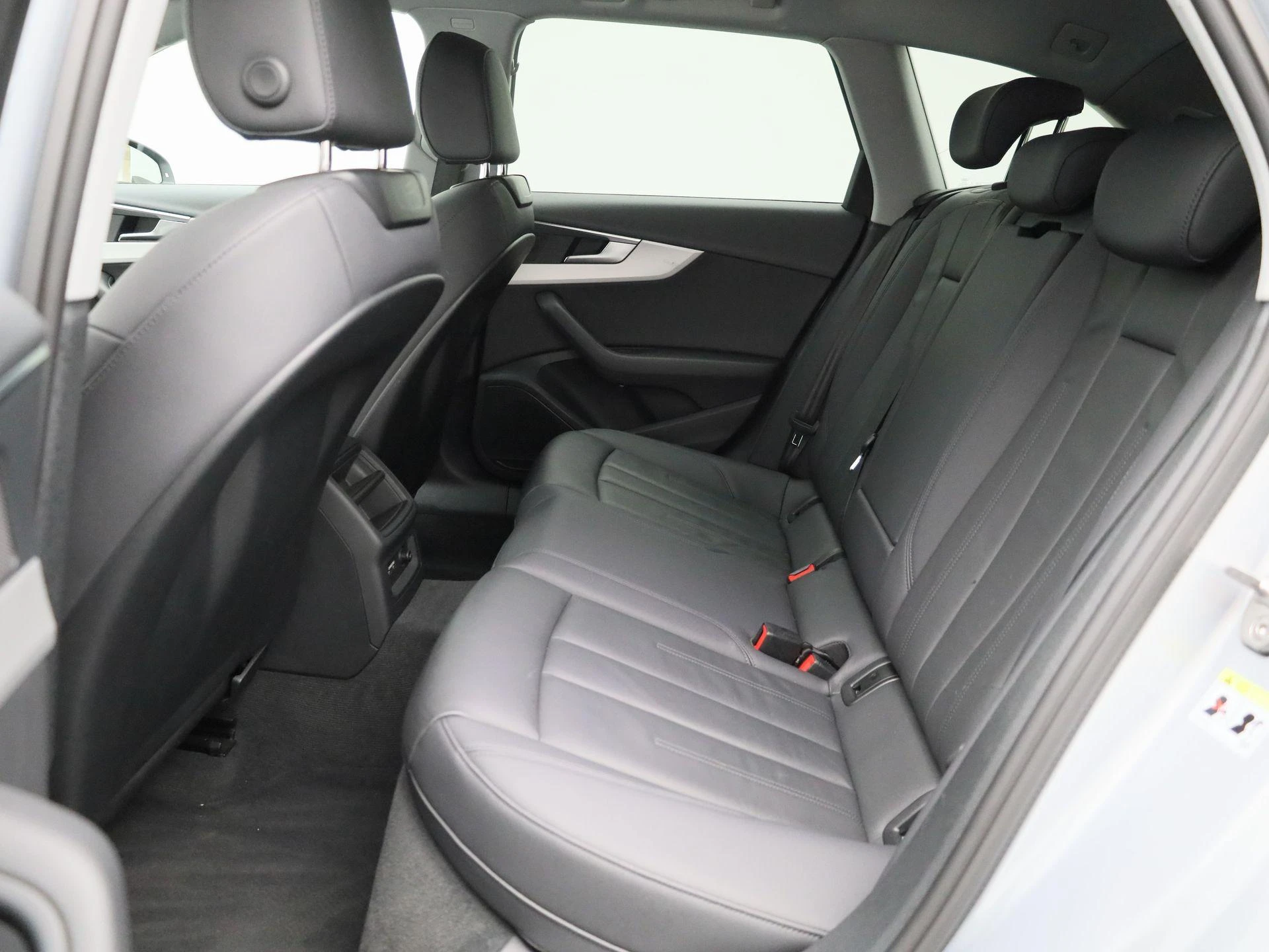 Audi-A4-image-11