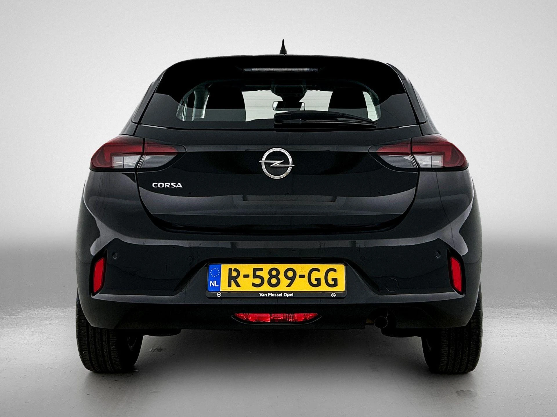 Opel-Corsa-image-2