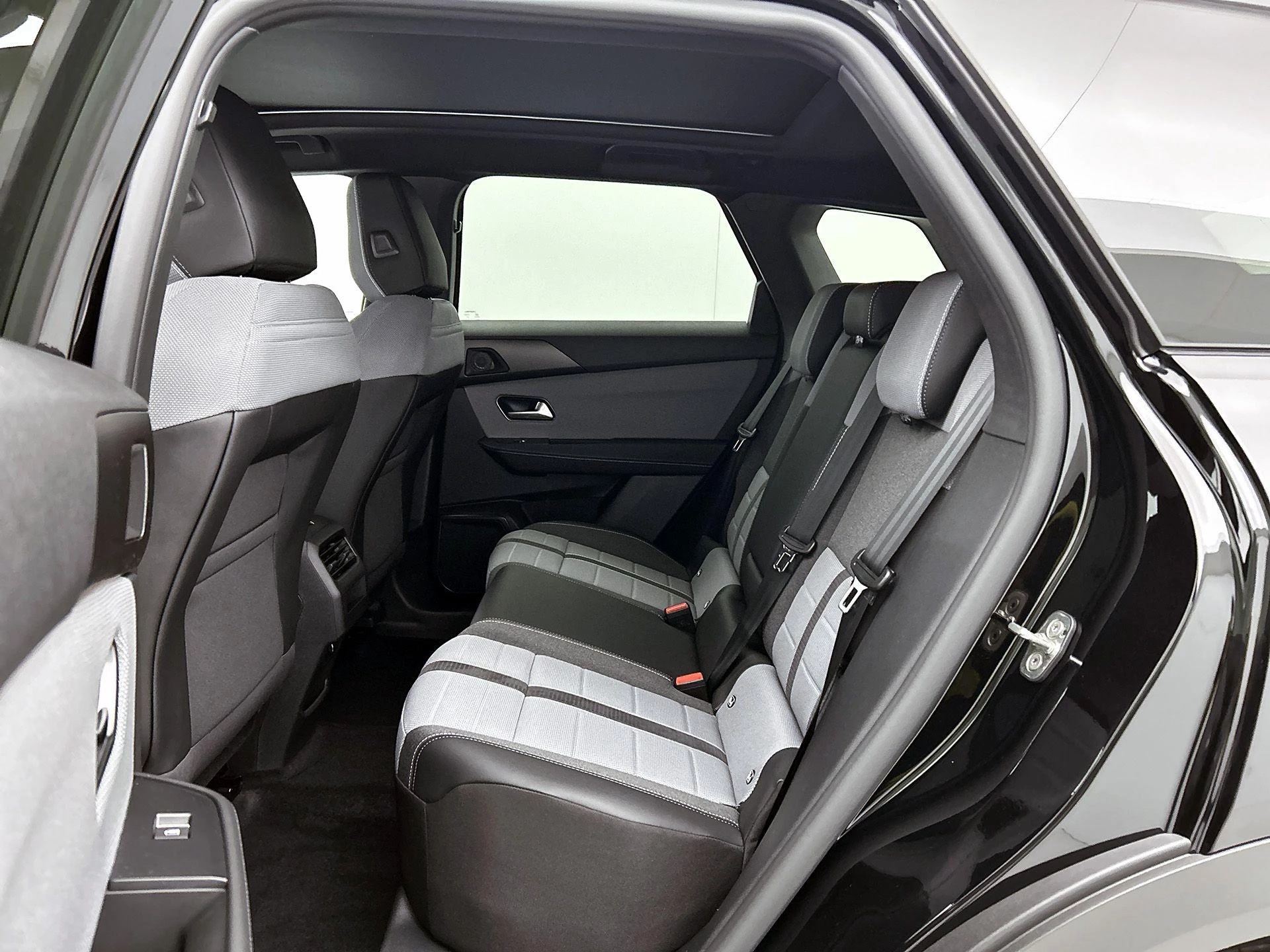 Opel-Grandland-image-26