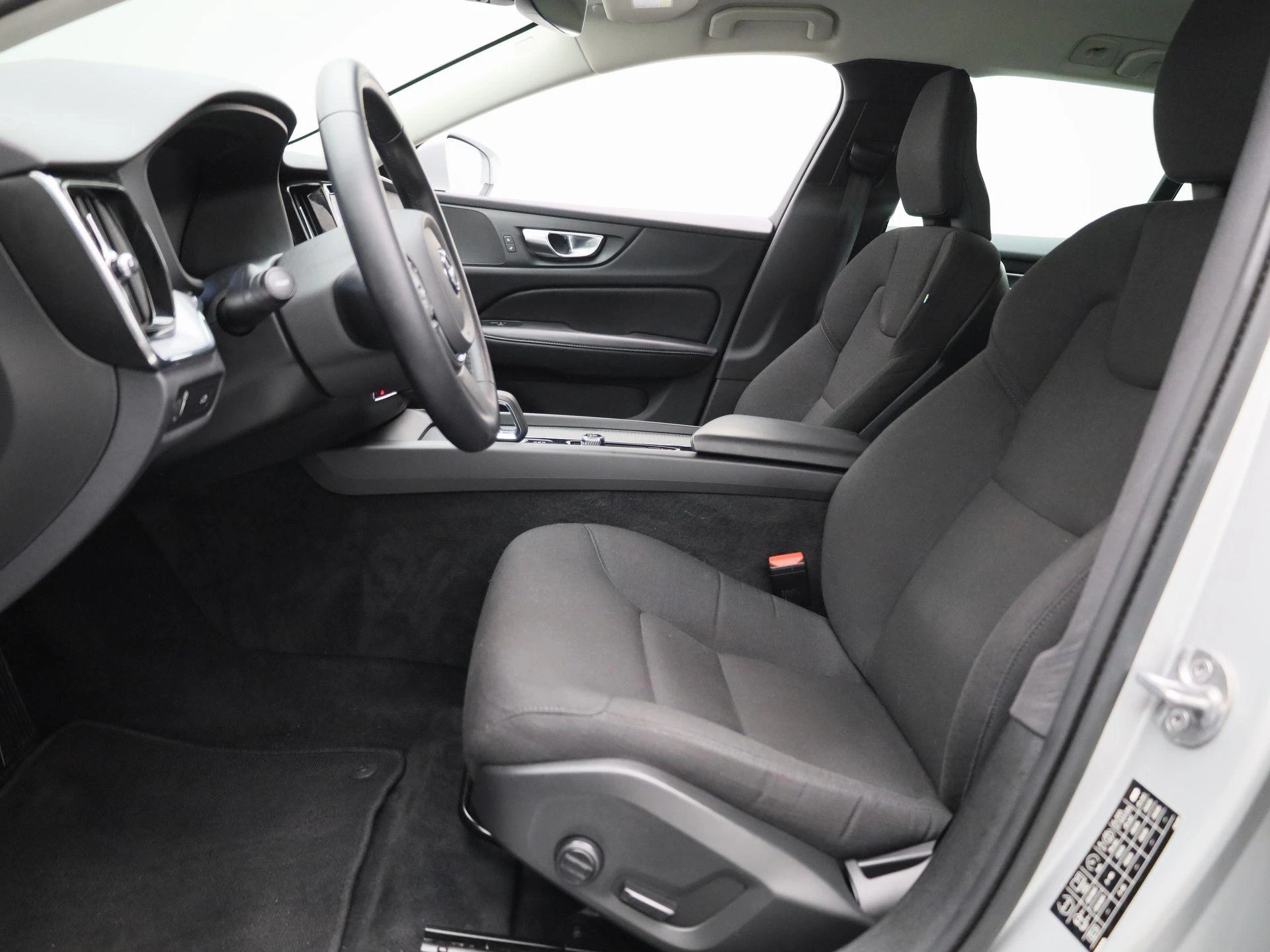 Volvo-V60-image-12