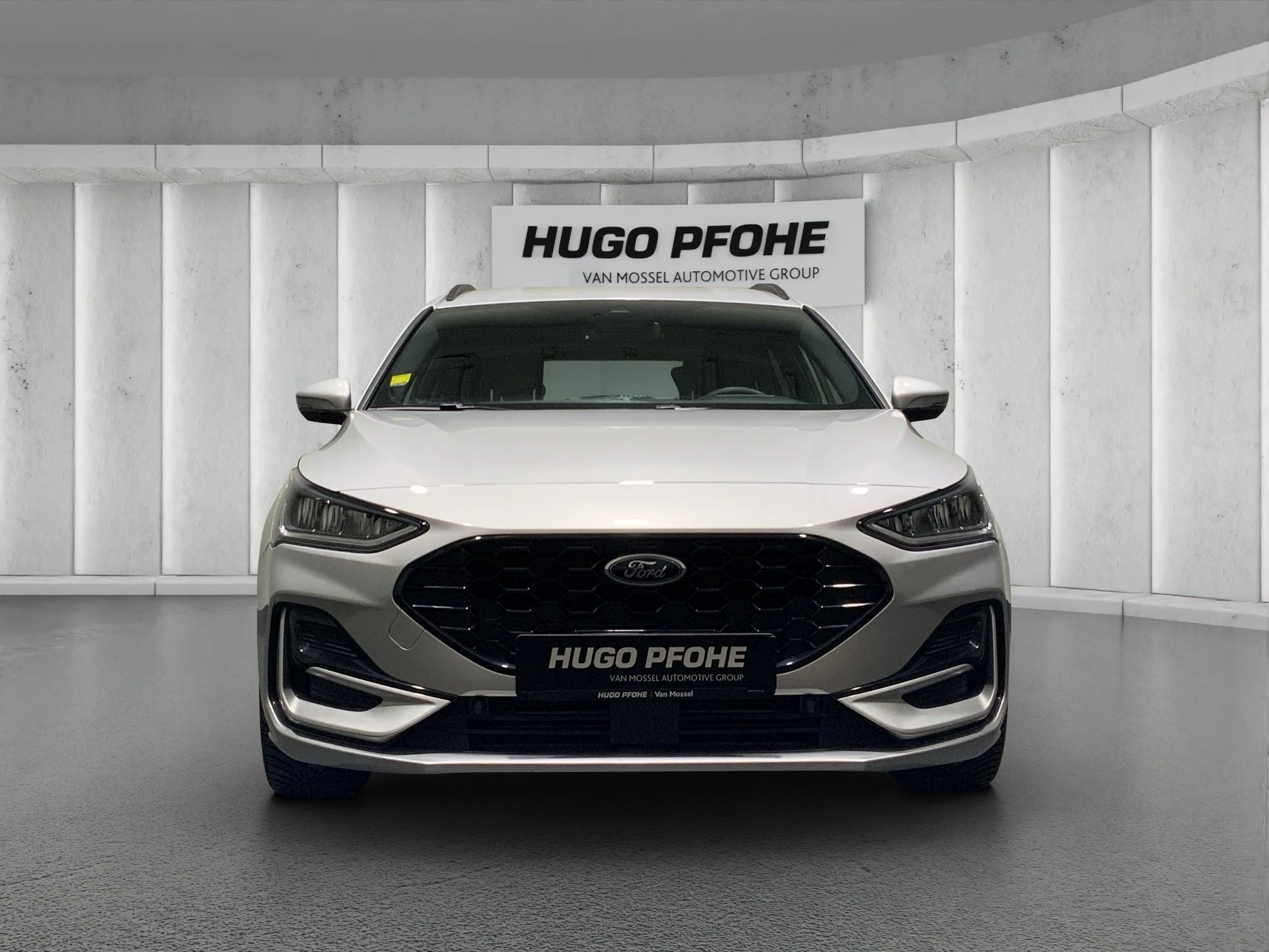 Ford Focus ST-Line X Turnier Aut.*AHK*ACC*HUD*KAM*NAVI*WINTER-PKT.