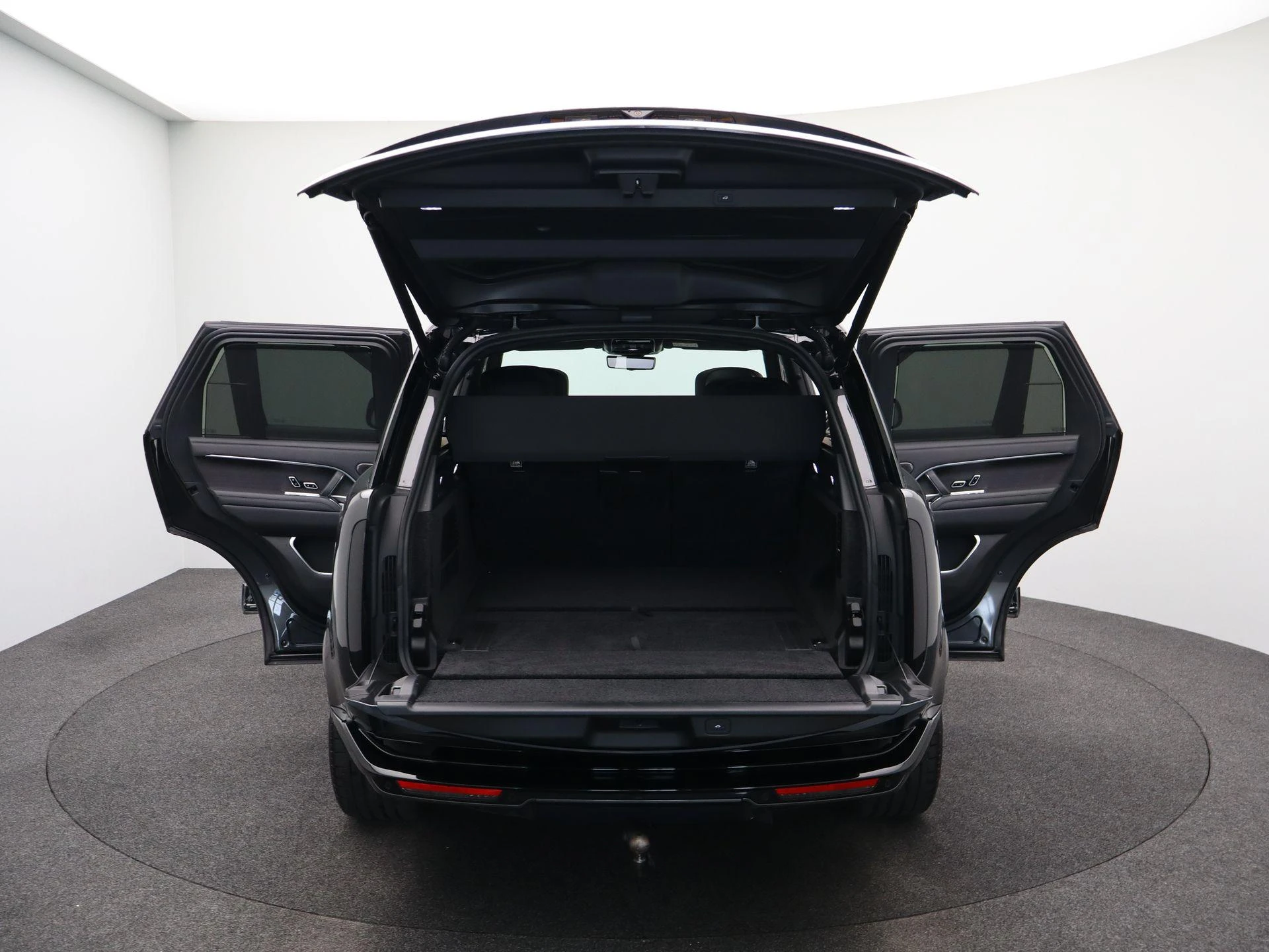 Land Rover-Range Rover-image-15