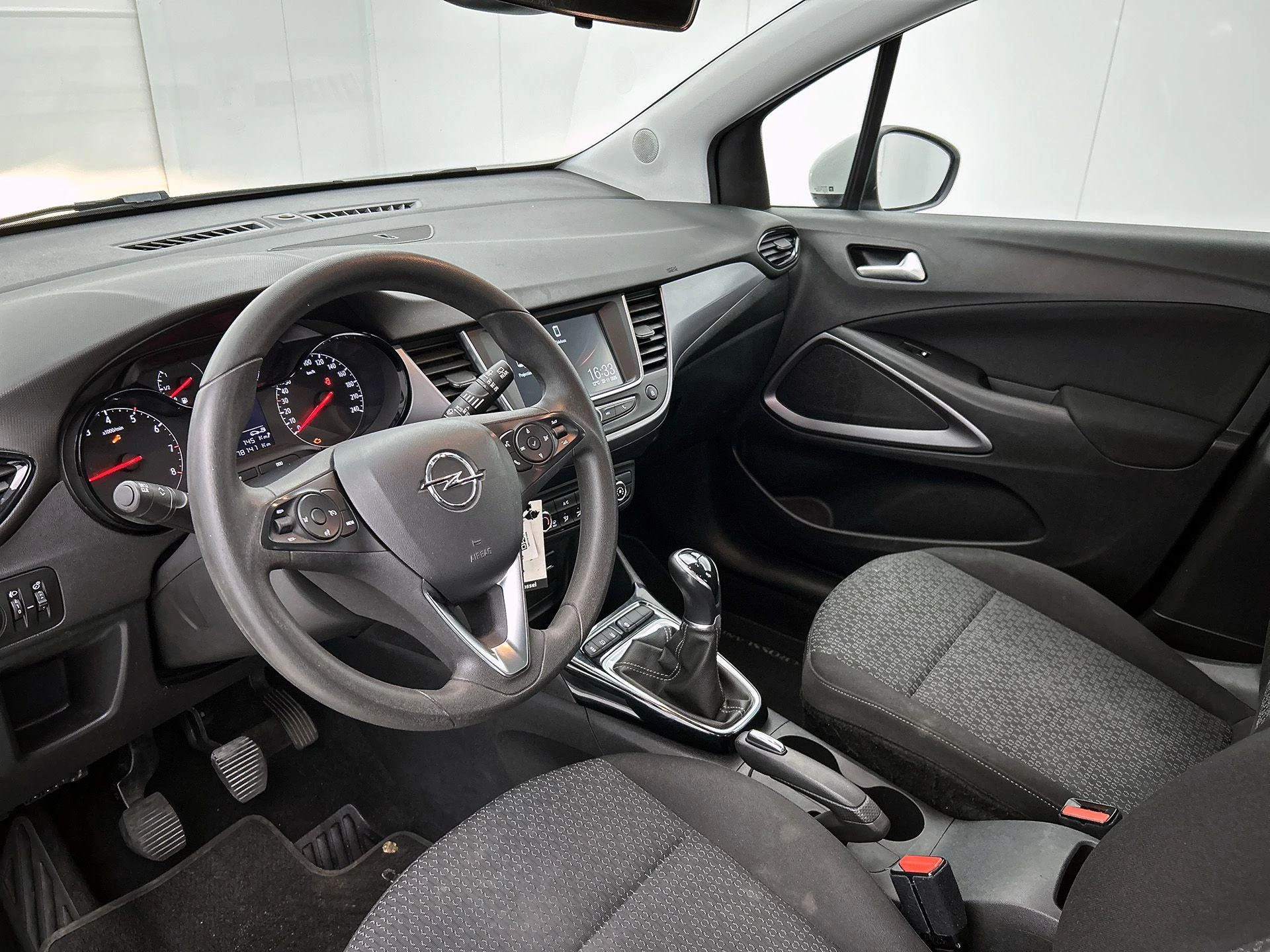 Opel-Crossland X-image-7