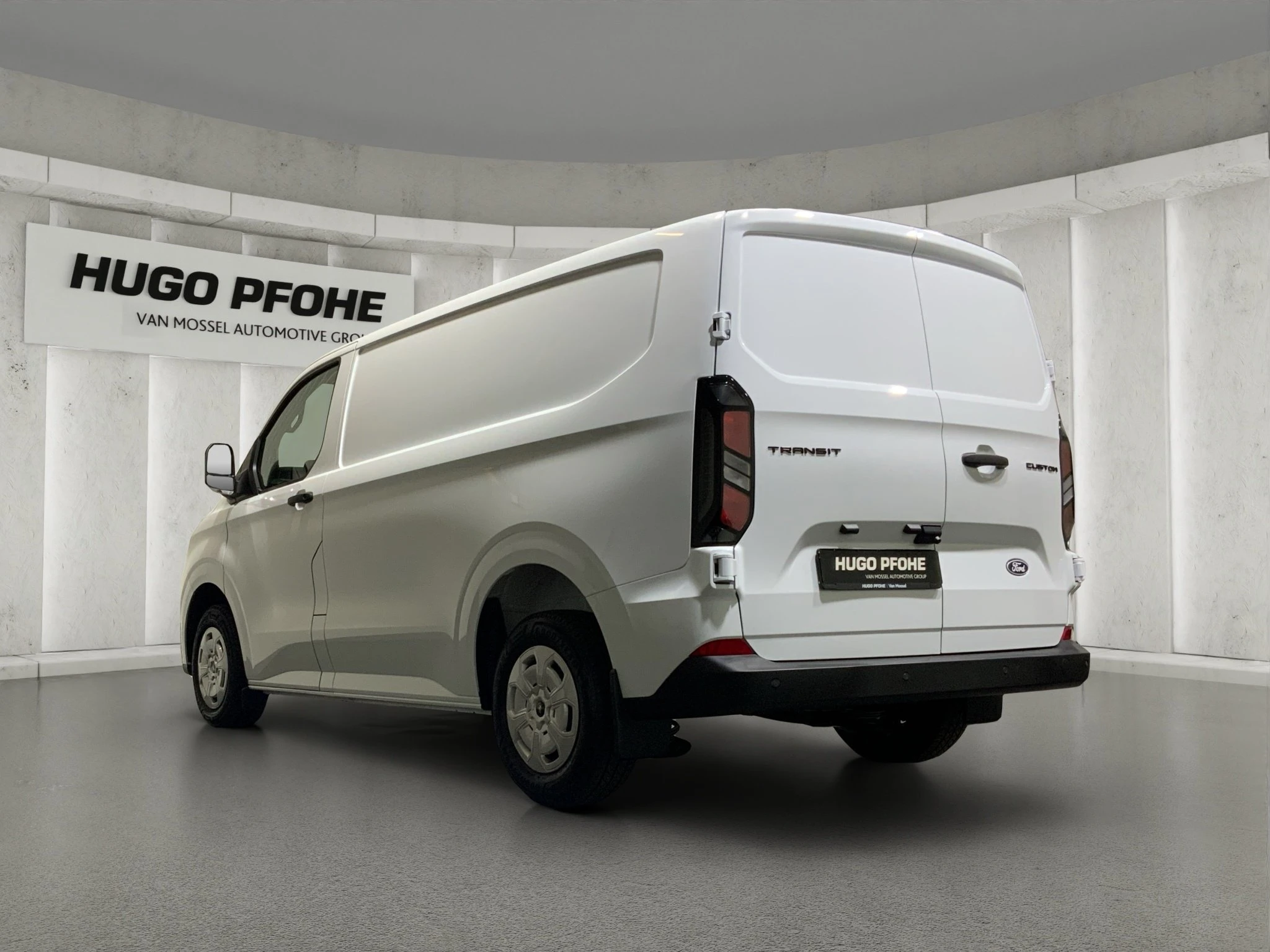 Ford-Transit Custom-image-2