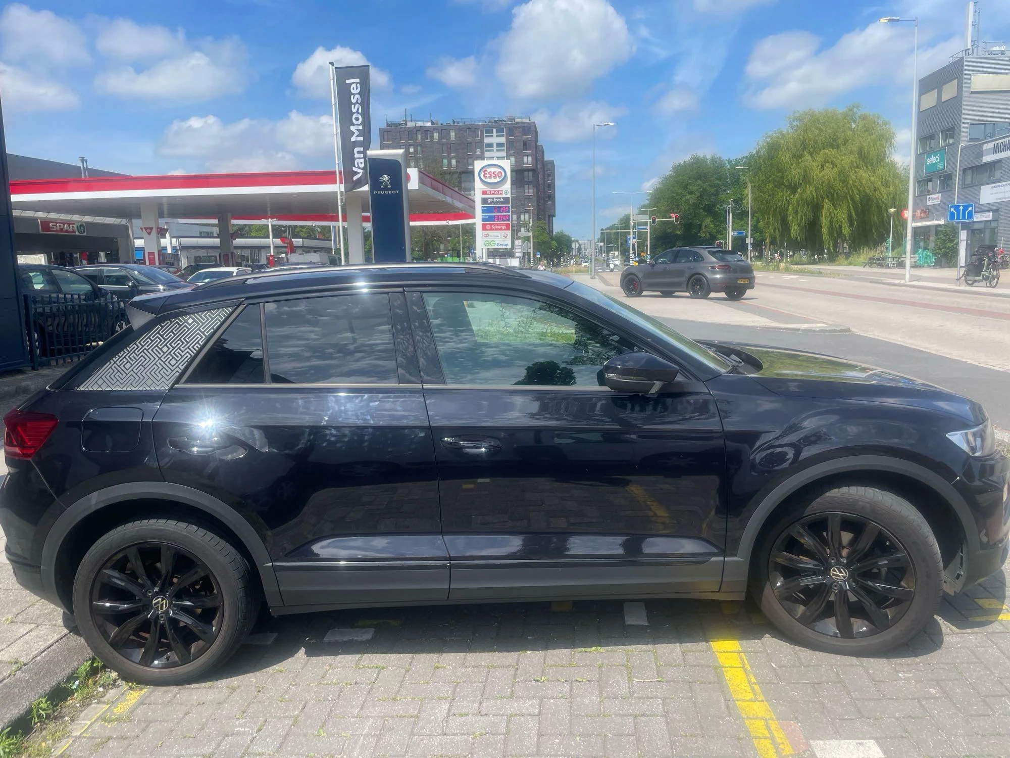 Volkswagen T-Roc 1.5 TSI R-Line | 150 PK