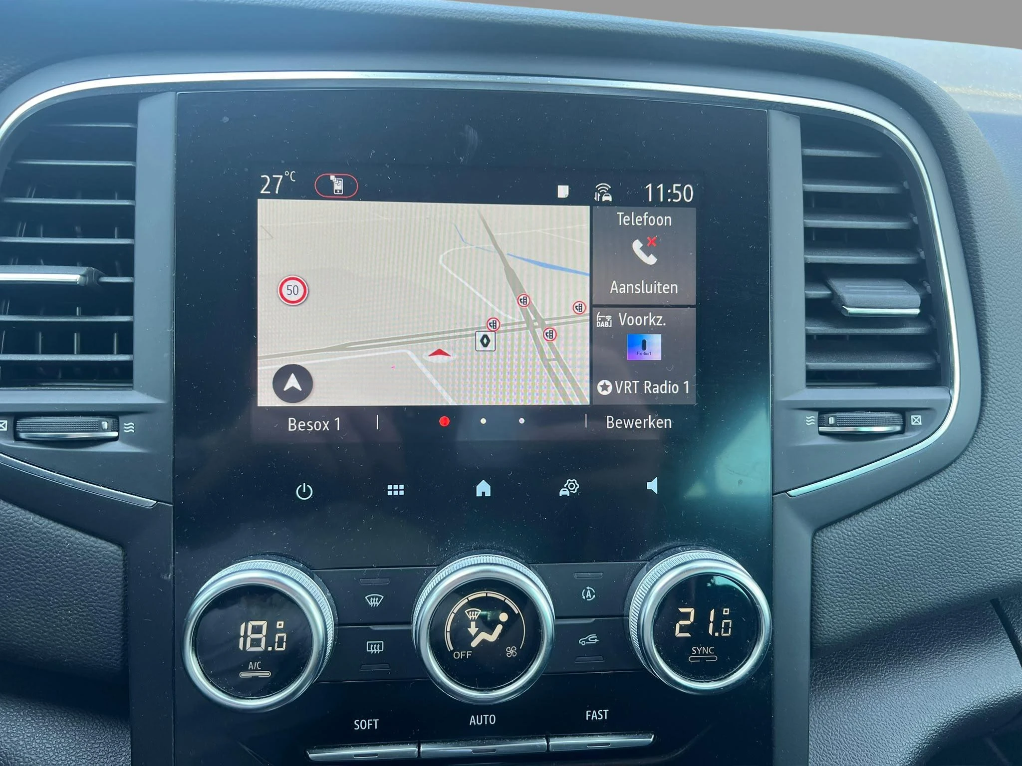 Renault-Mégane Grand Tour-image-13