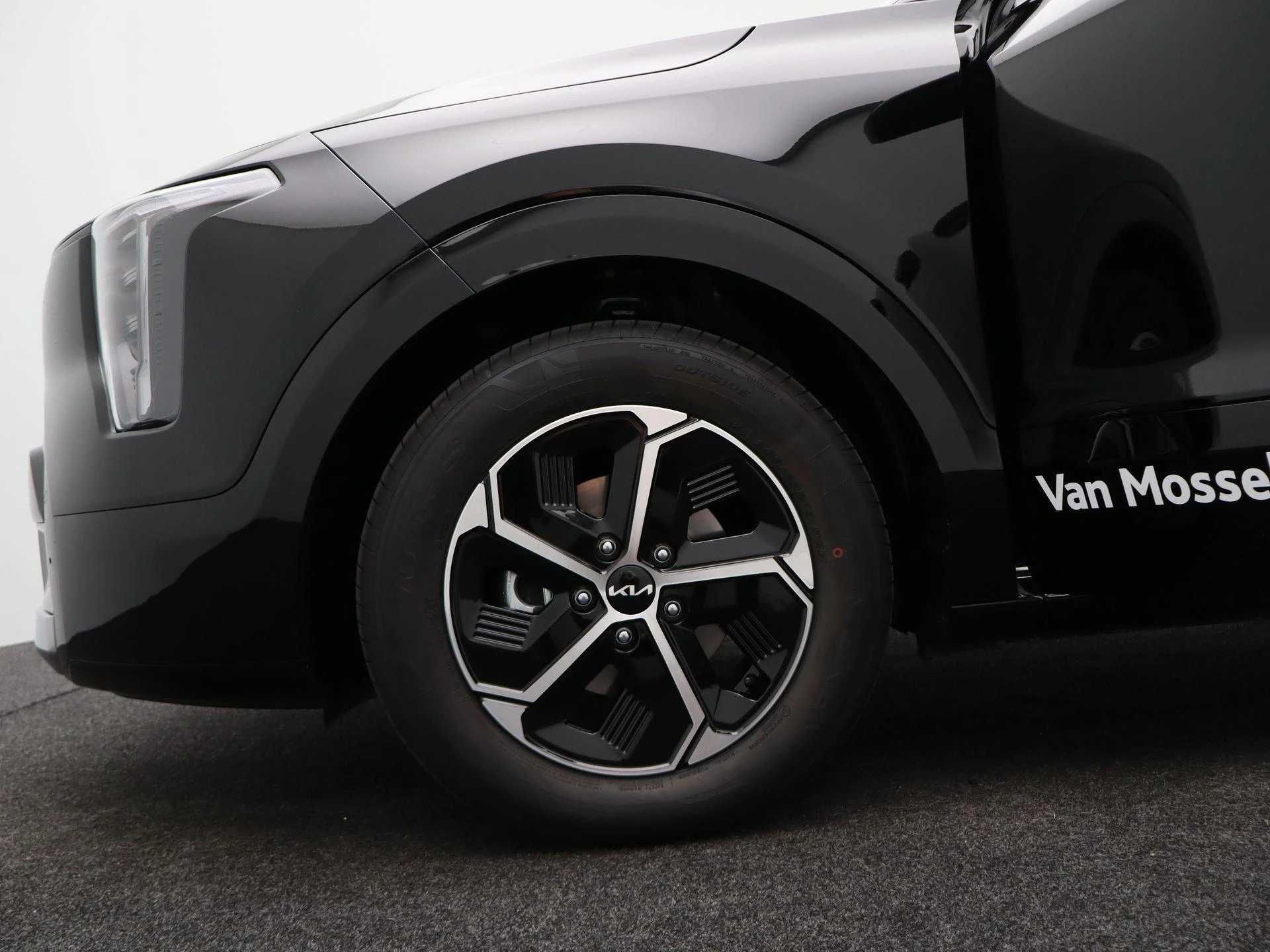 Kia-Niro-image-16