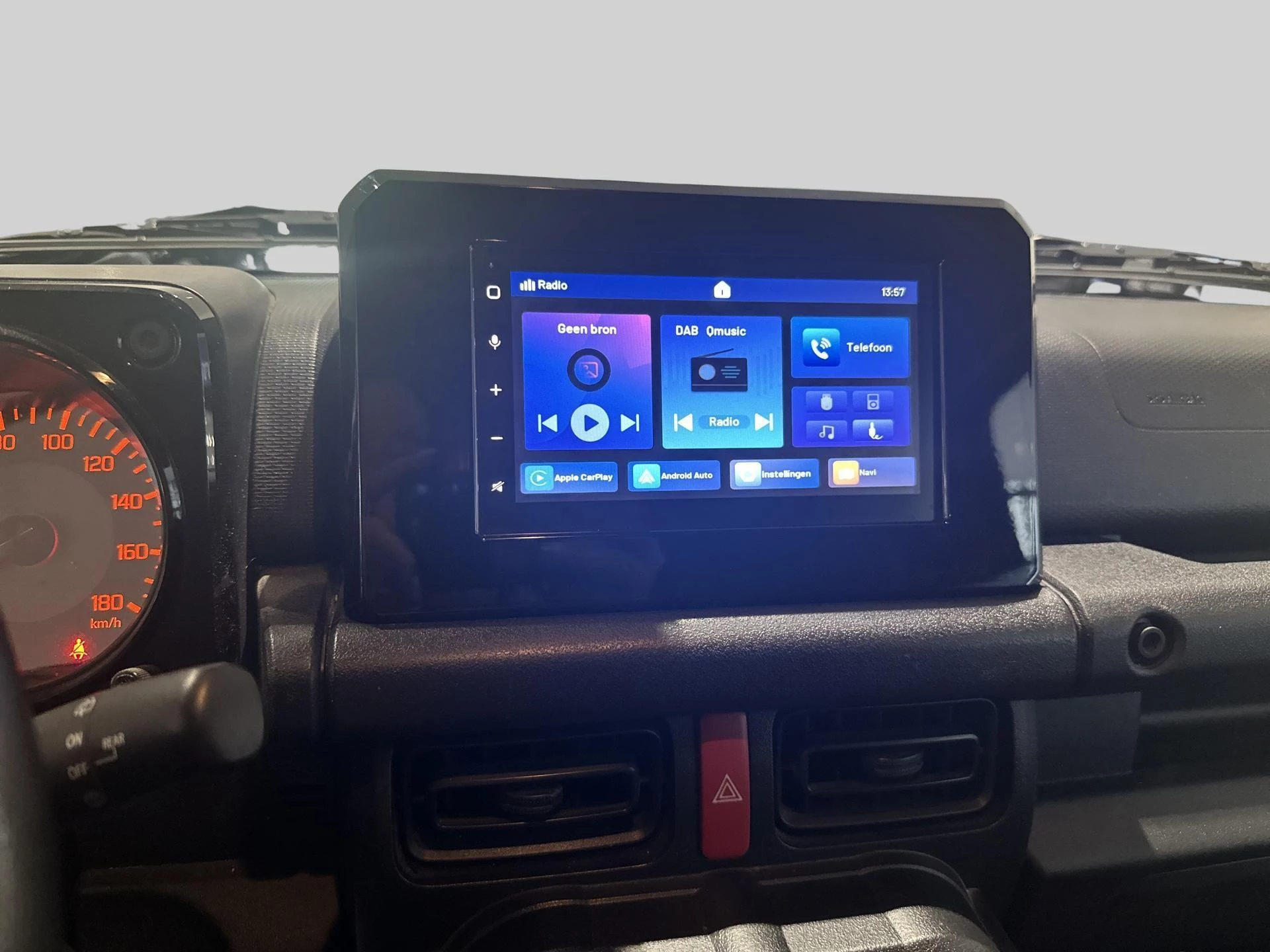Suzuki-Jimny-image-11