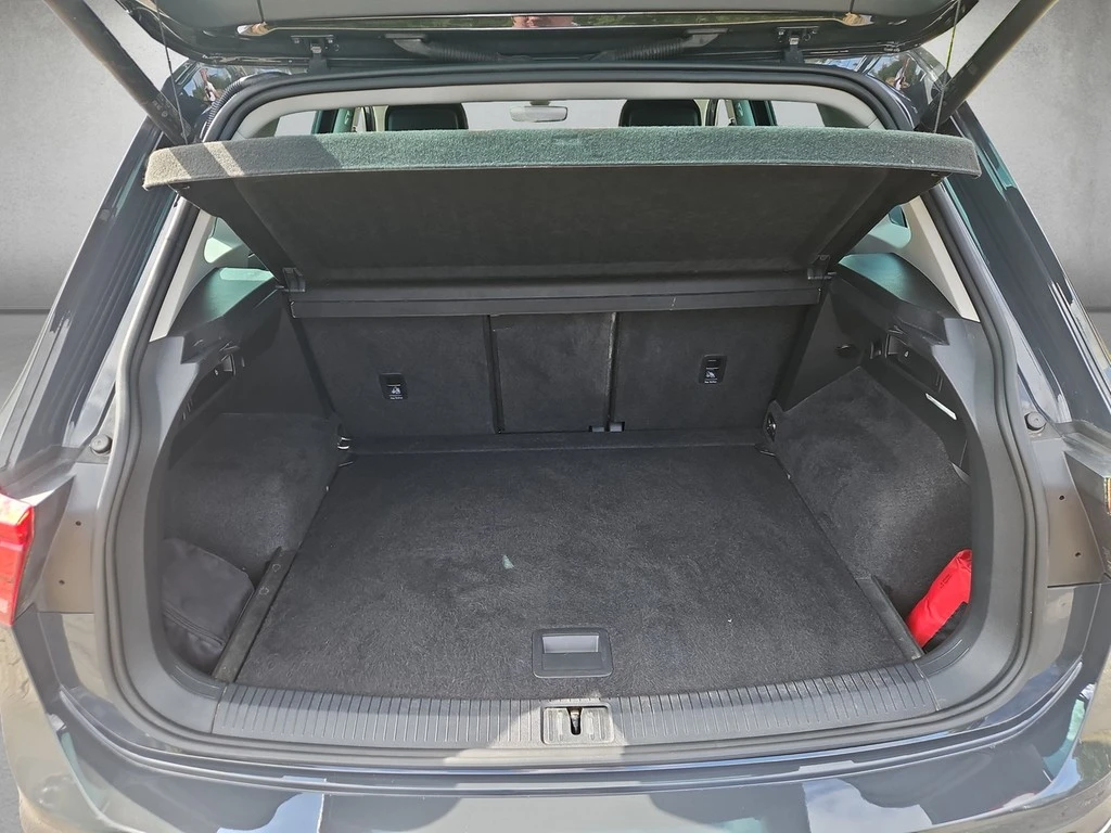 Volkswagen-Tiguan-image-4
