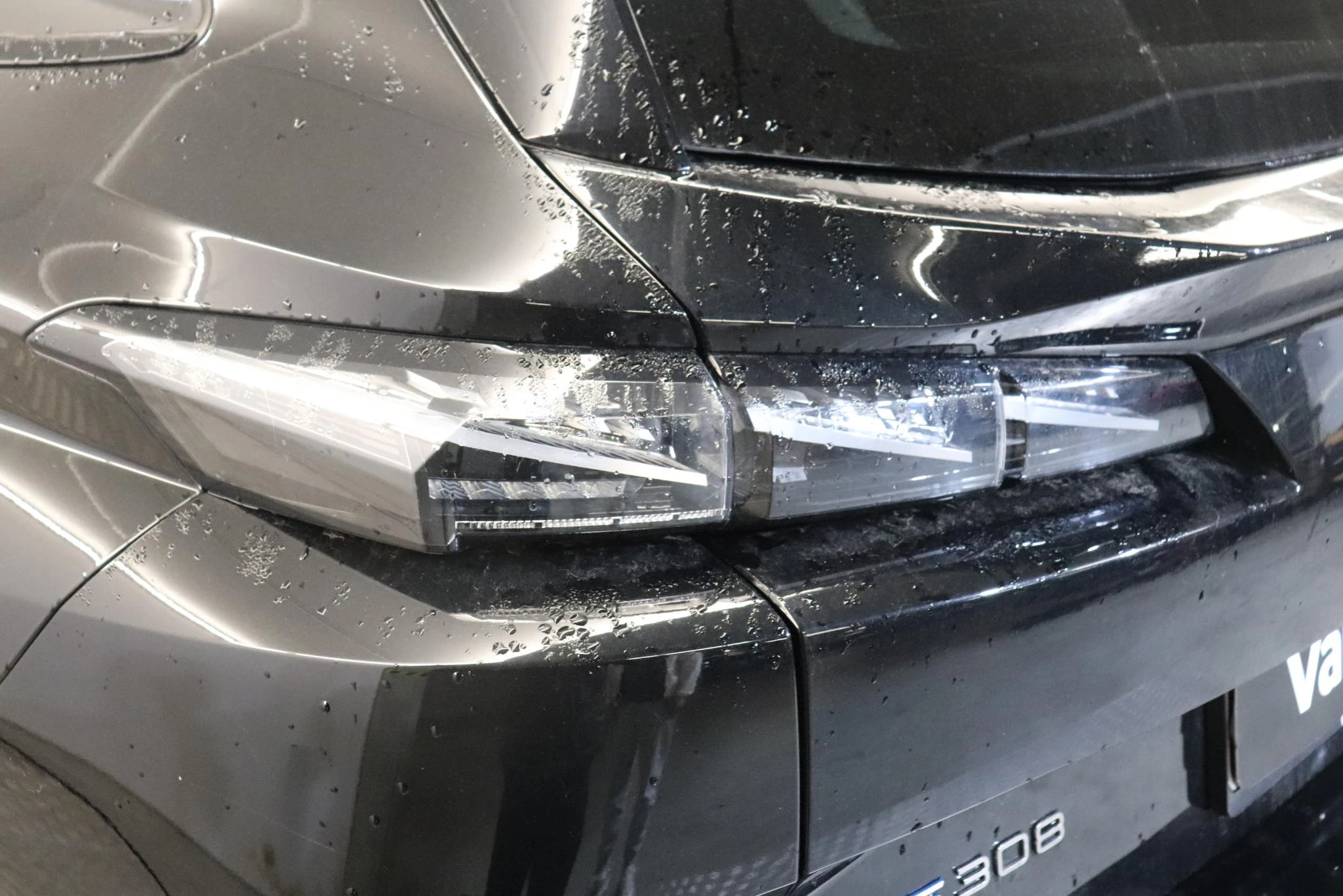 Peugeot-e-308-image-16