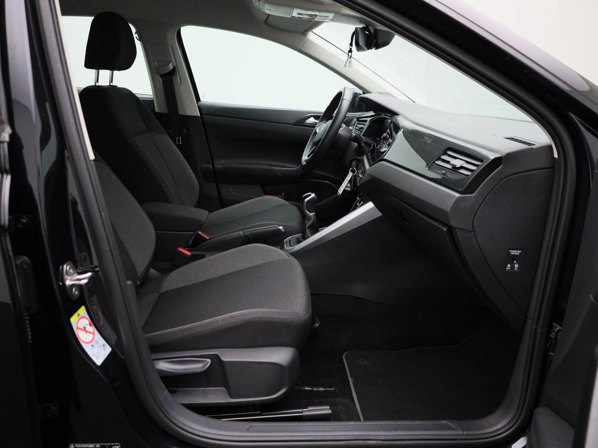 Volkswagen-Taigo-image-30