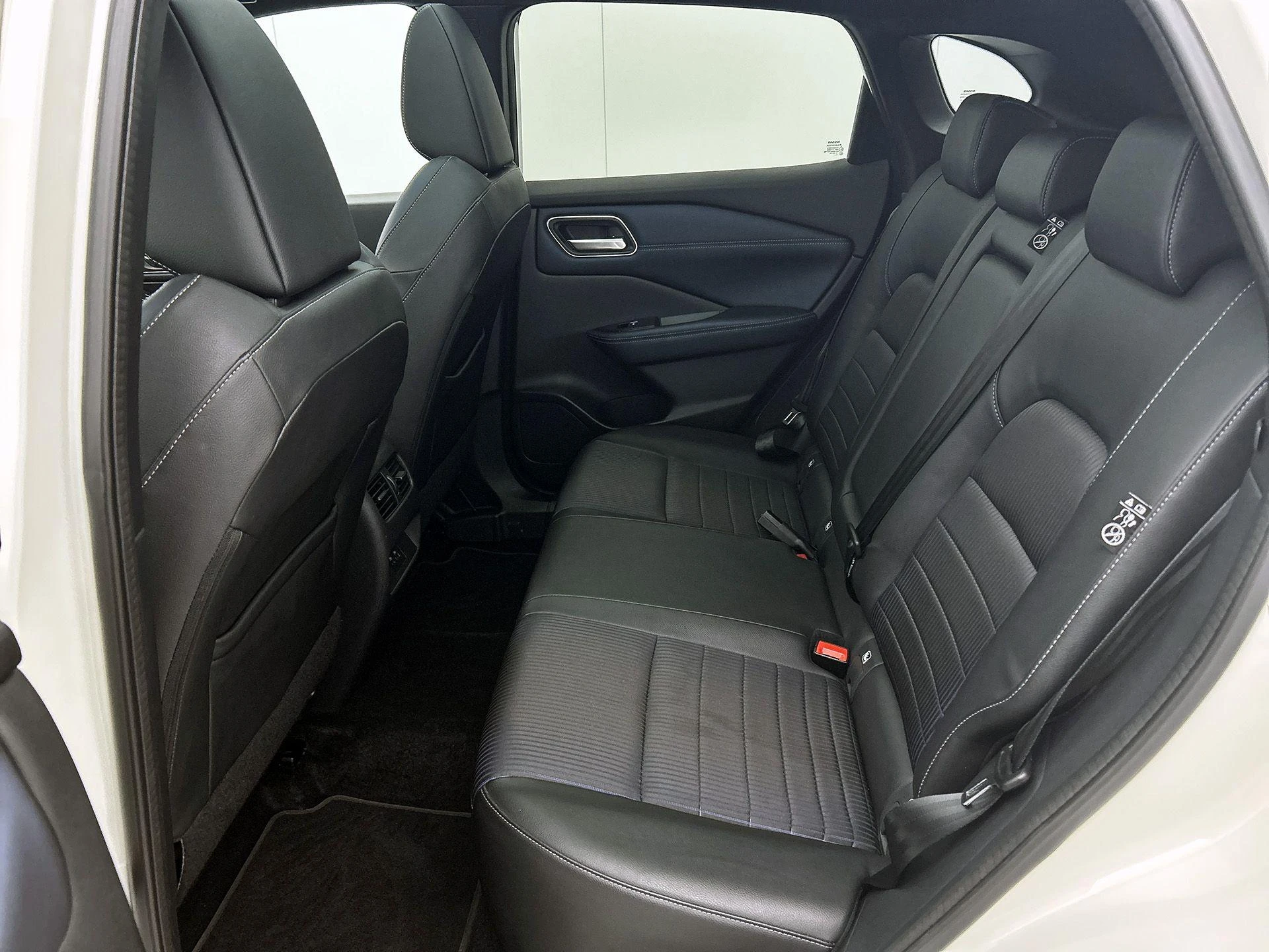 Nissan-QASHQAI-image-27