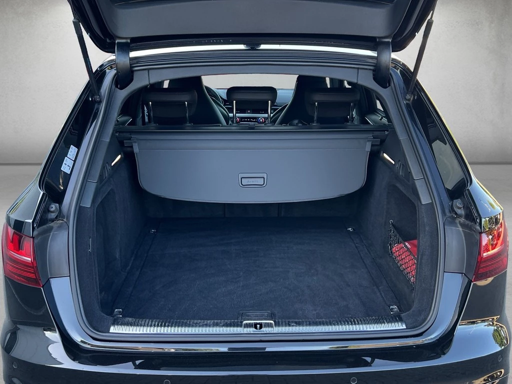 Audi A4 Avant S line 45 TFSI quattro S tronic *AHK*