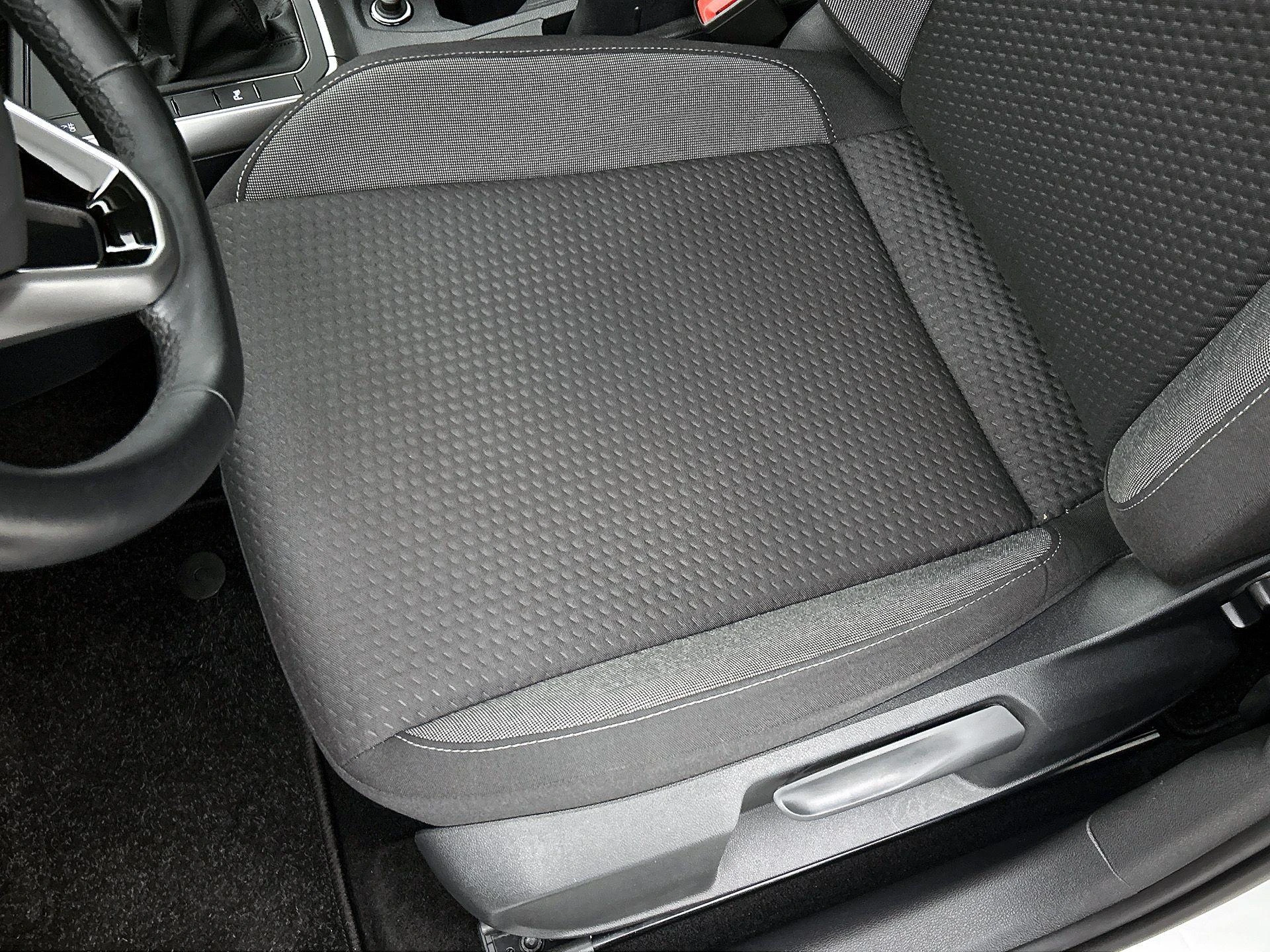 Volkswagen-Polo-image-16