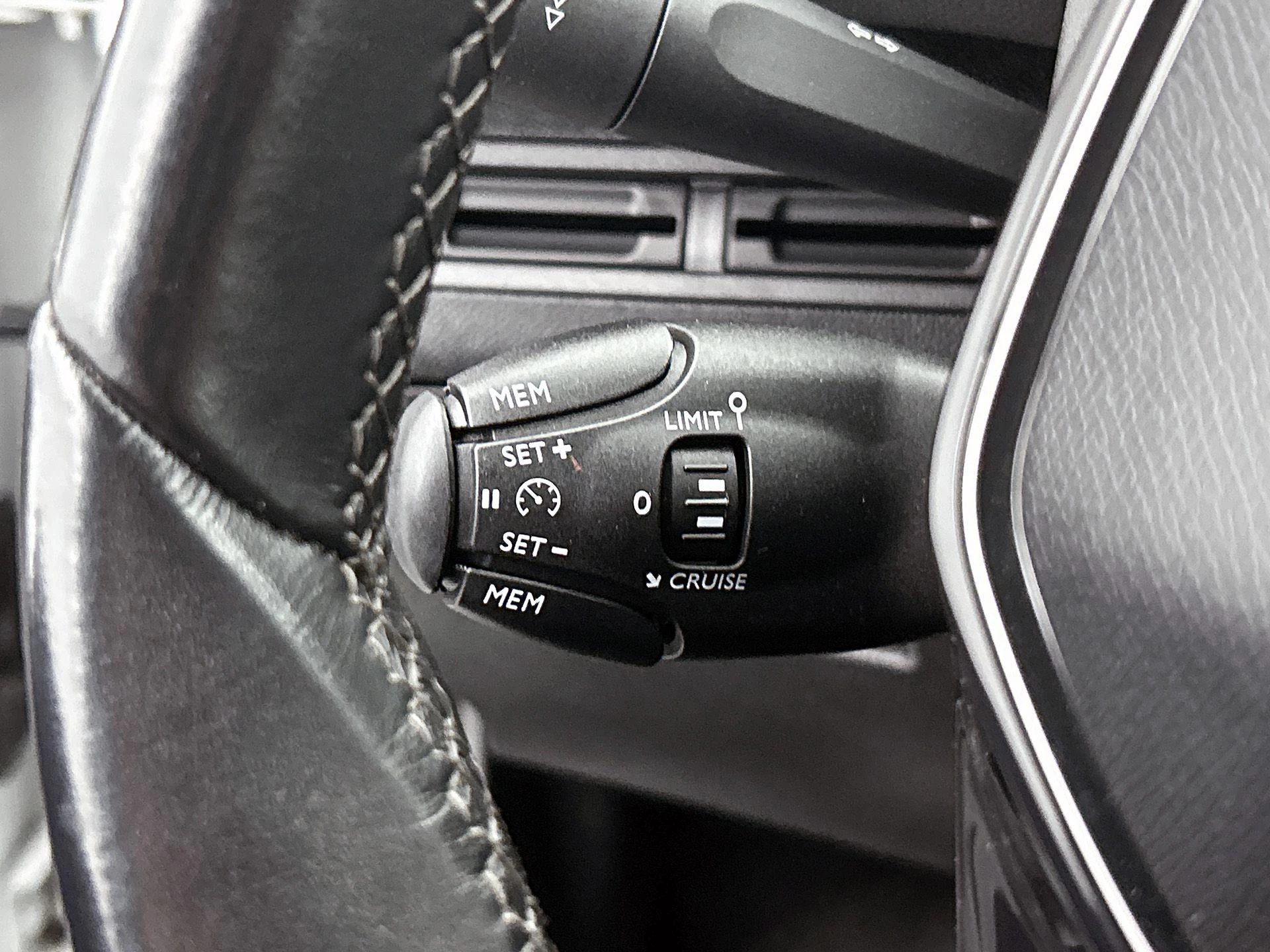 Peugeot 5008 1.2 PureTech Access